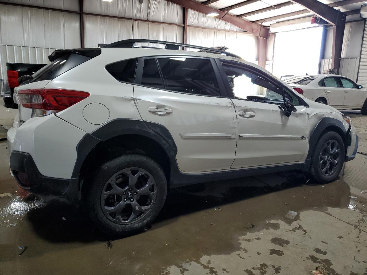 Photo 2 VIN: JF2GTHSCXMH361112 - SUBARU CROSSTREK 