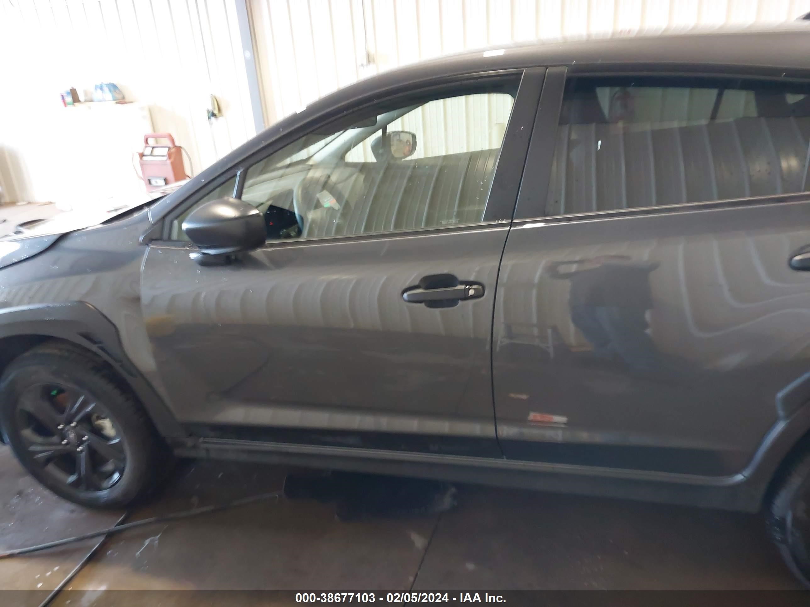 Photo 14 VIN: JF2GUABC2R8214925 - SUBARU CROSSTREK 