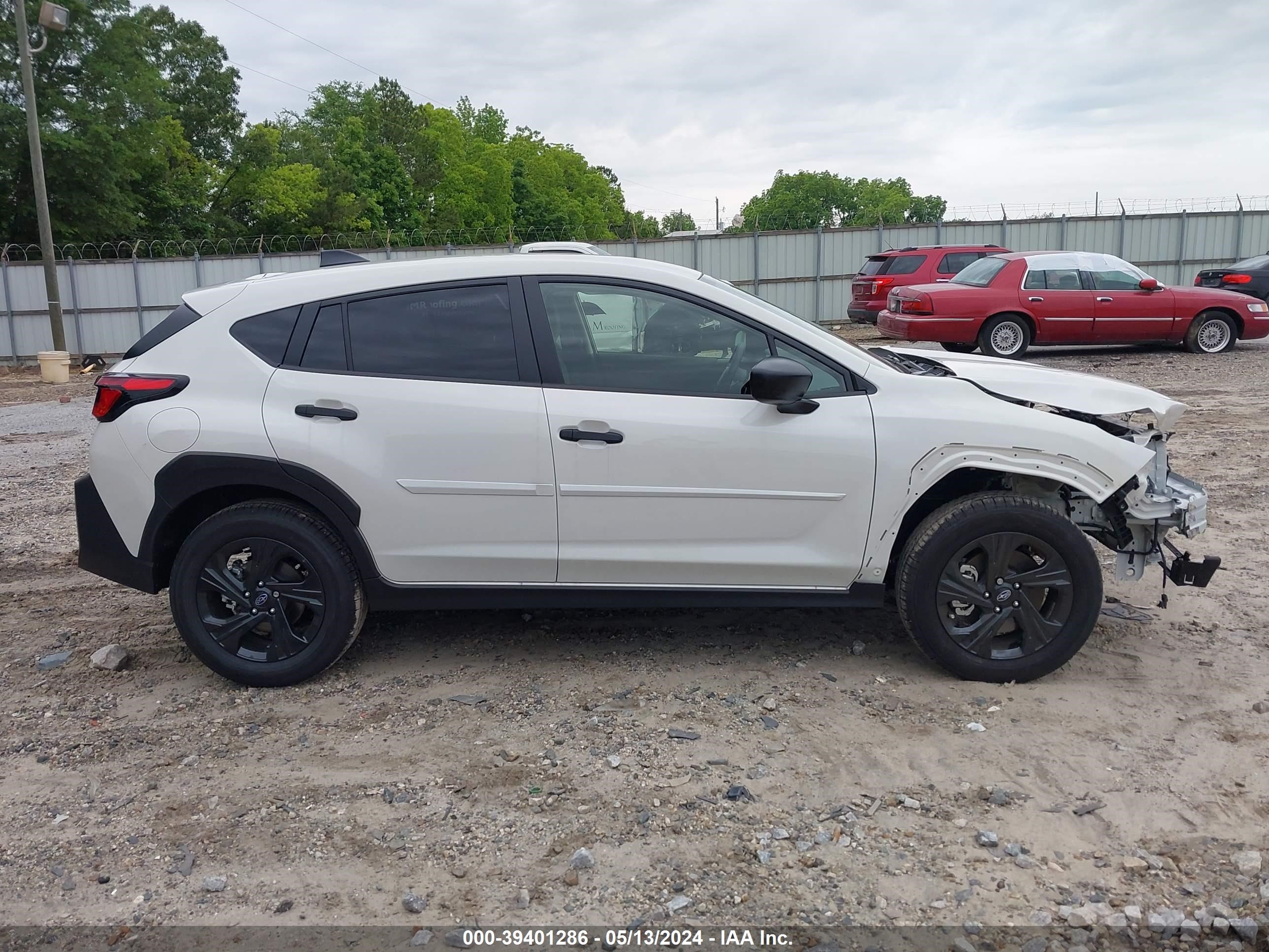 Photo 13 VIN: JF2GUABC6R8343783 - SUBARU CROSSTREK 