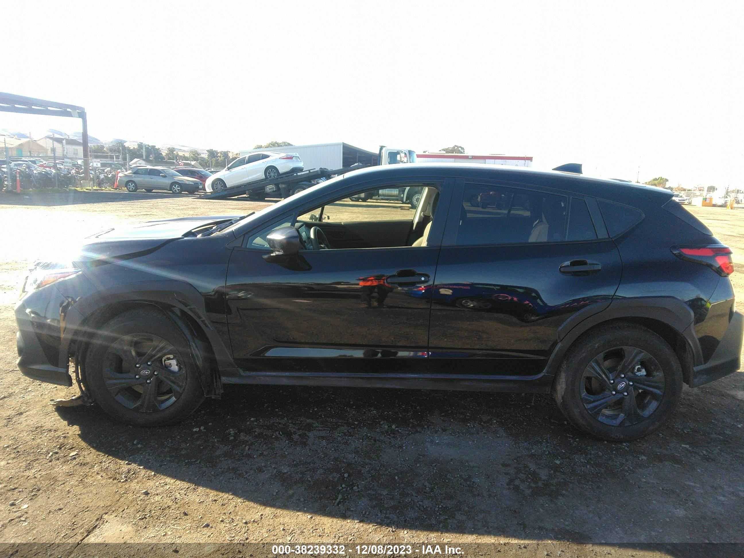 Photo 13 VIN: JF2GUABCXR8253570 - SUBARU CROSSTREK 