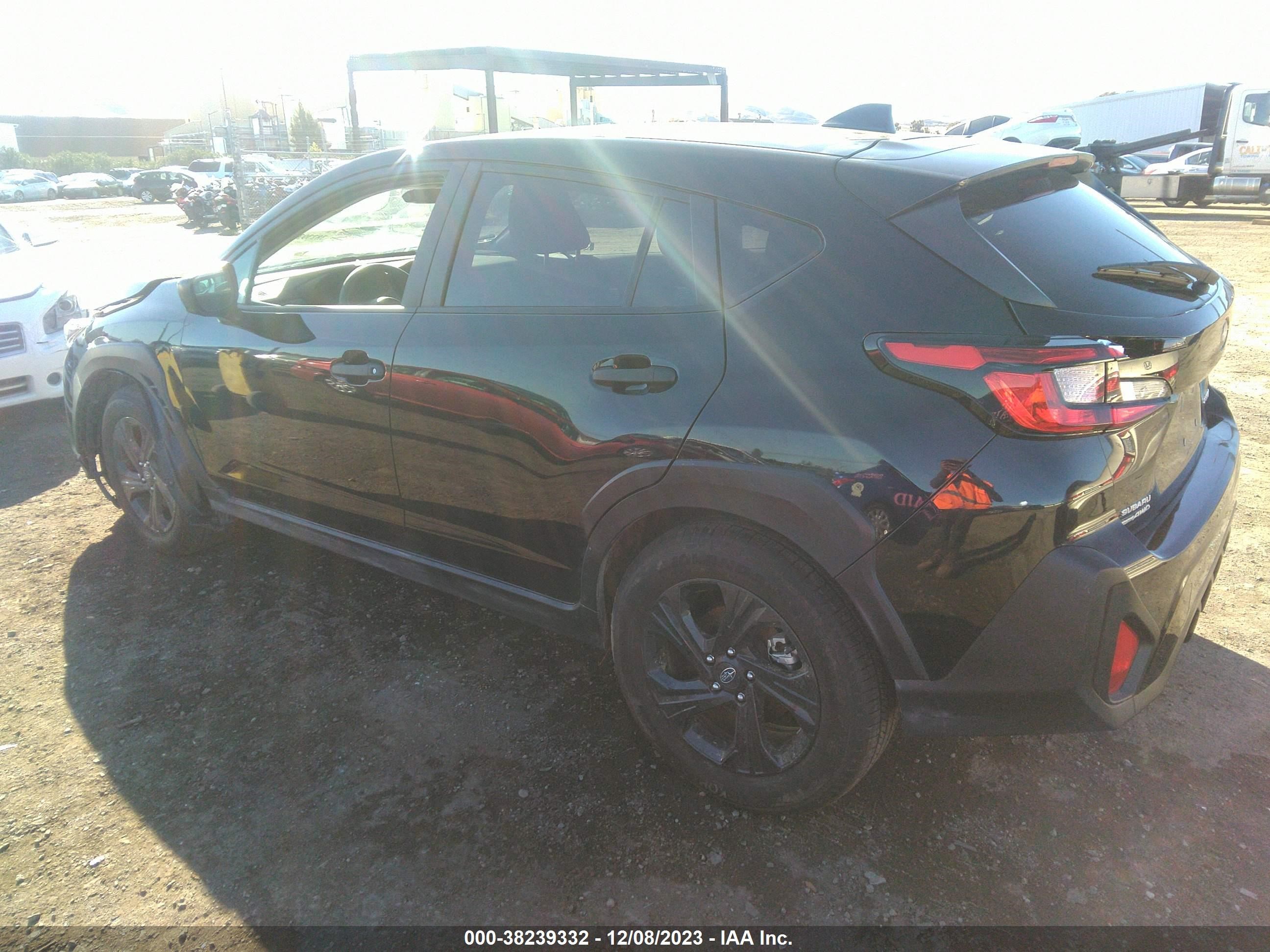 Photo 2 VIN: JF2GUABCXR8253570 - SUBARU CROSSTREK 