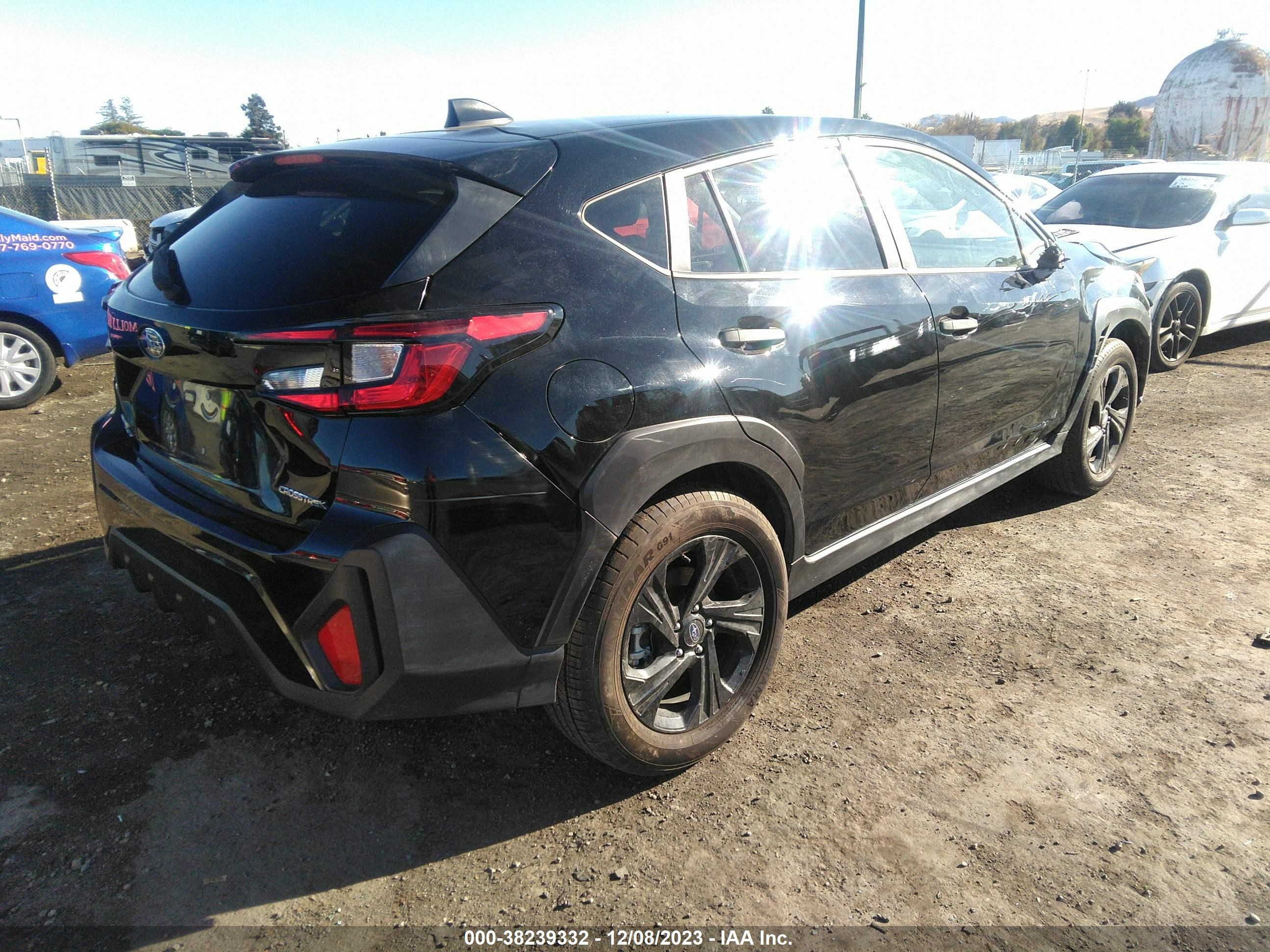 Photo 3 VIN: JF2GUABCXR8253570 - SUBARU CROSSTREK 