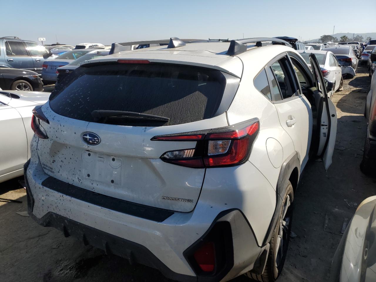 Photo 2 VIN: JF2GUADC0R8296537 - SUBARU CROSSTREK 