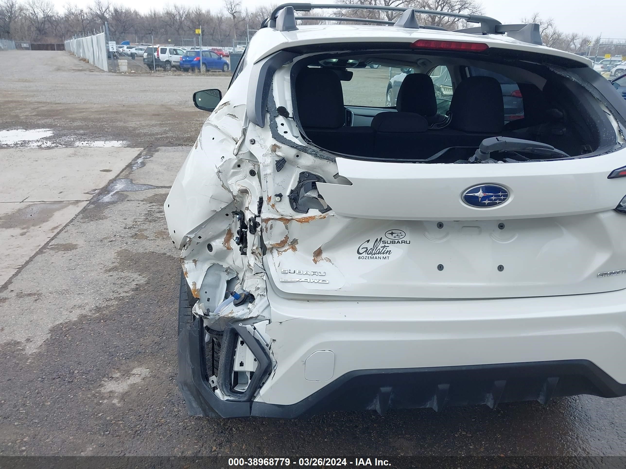 Photo 17 VIN: JF2GUADC2R8300586 - SUBARU CROSSTREK 