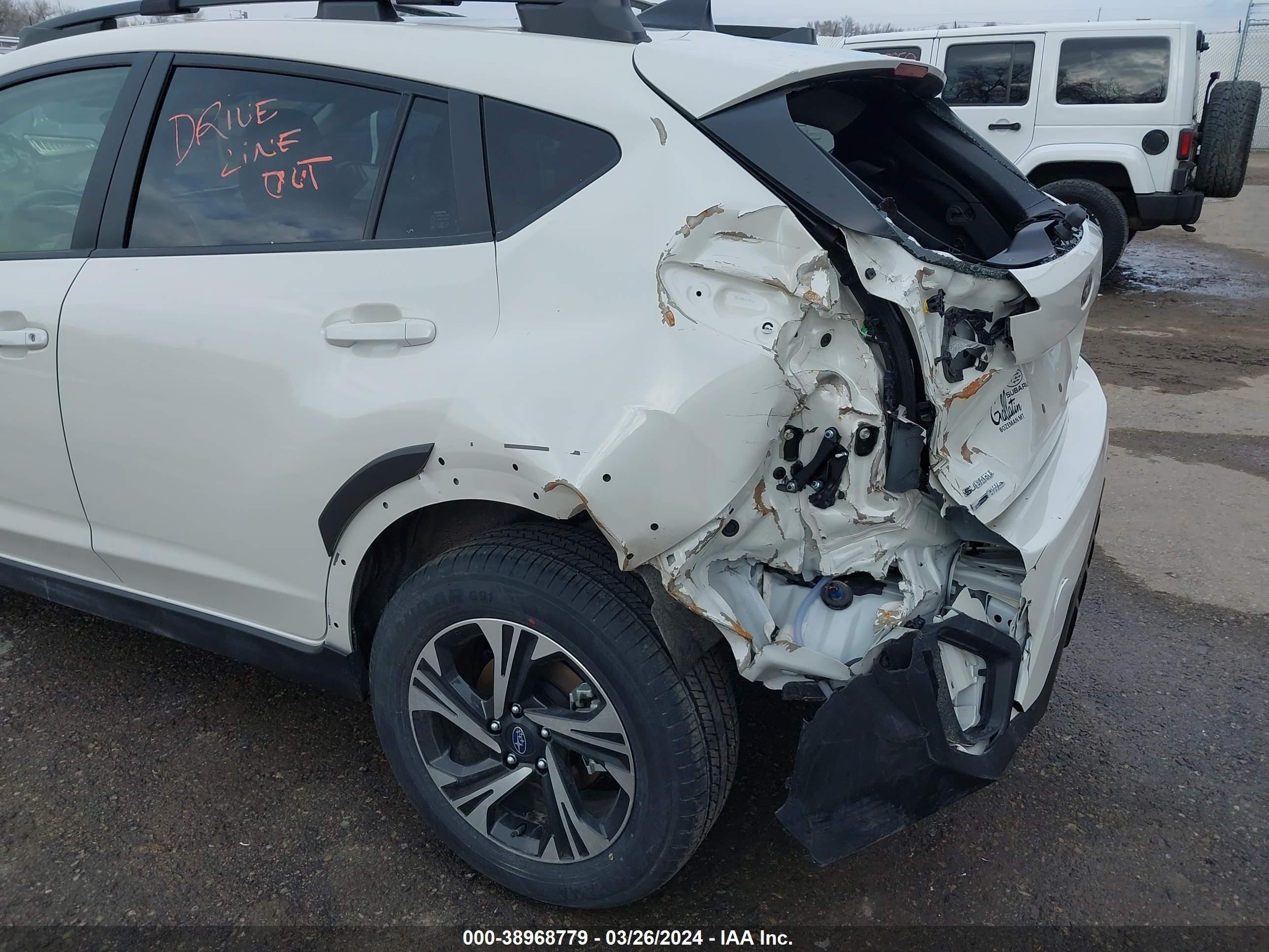 Photo 5 VIN: JF2GUADC2R8300586 - SUBARU CROSSTREK 