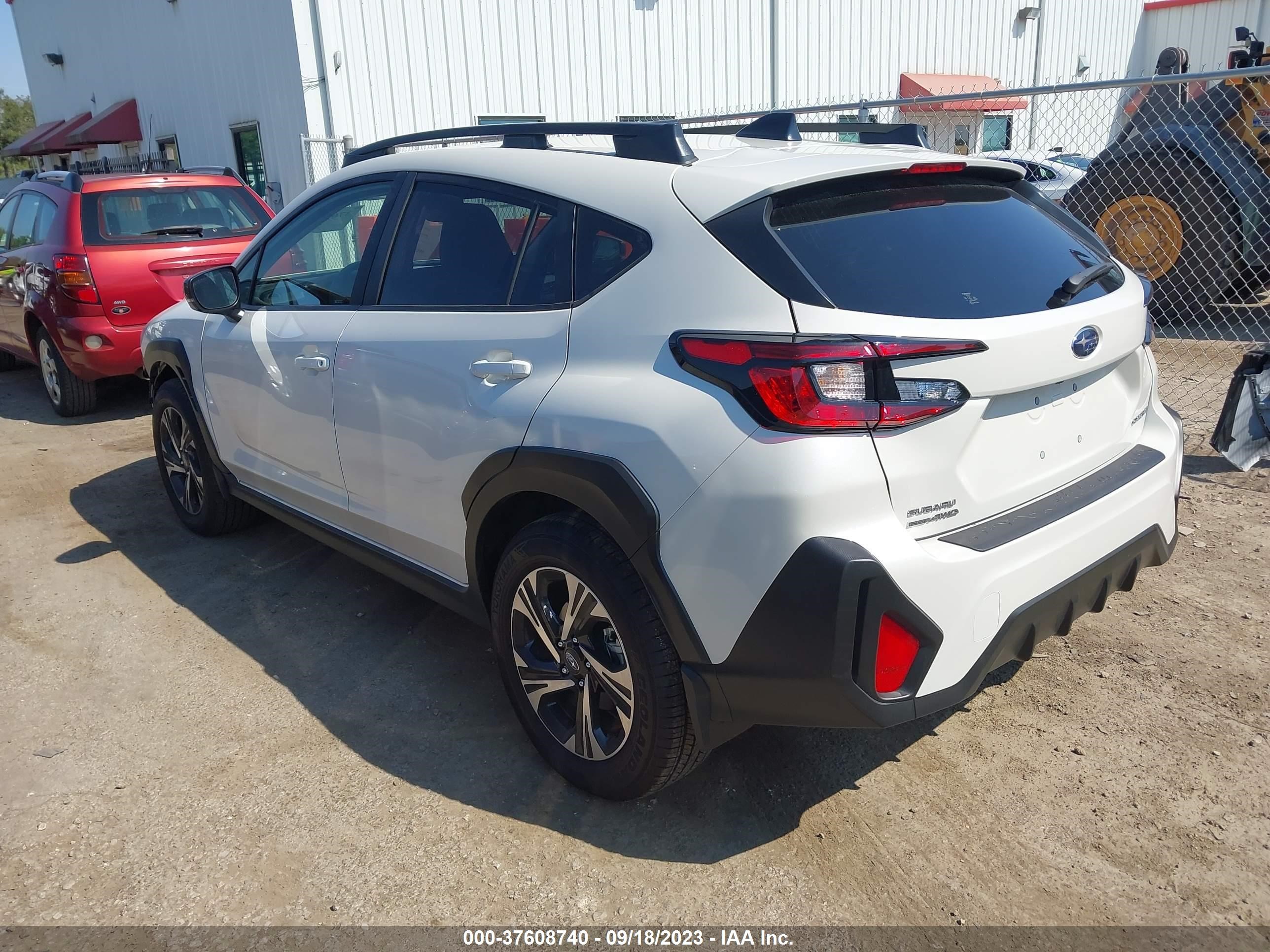 Photo 2 VIN: JF2GUADC3R8210248 - SUBARU CROSSTREK 