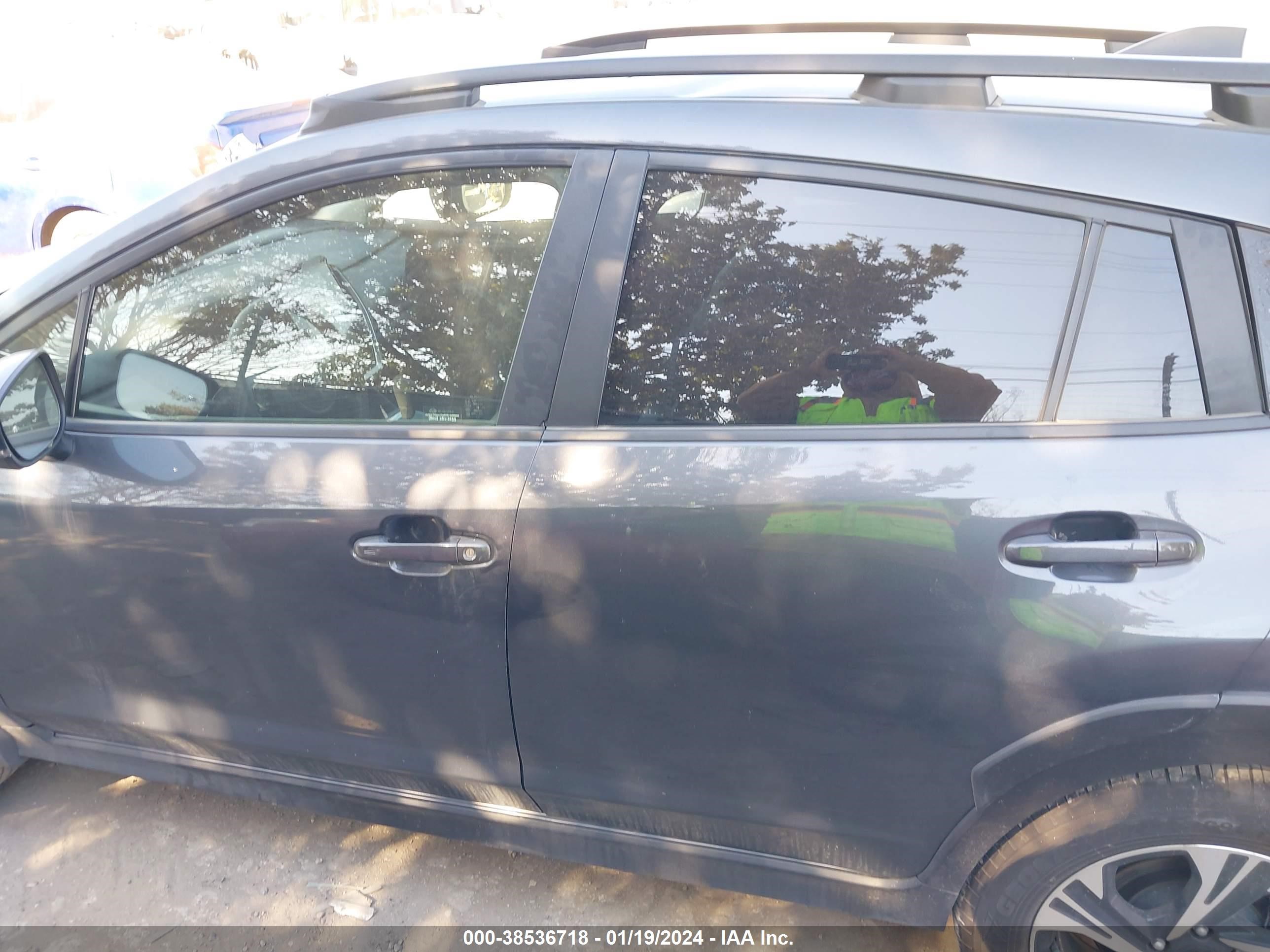 Photo 13 VIN: JF2GUADC4RH230251 - SUBARU CROSSTREK 