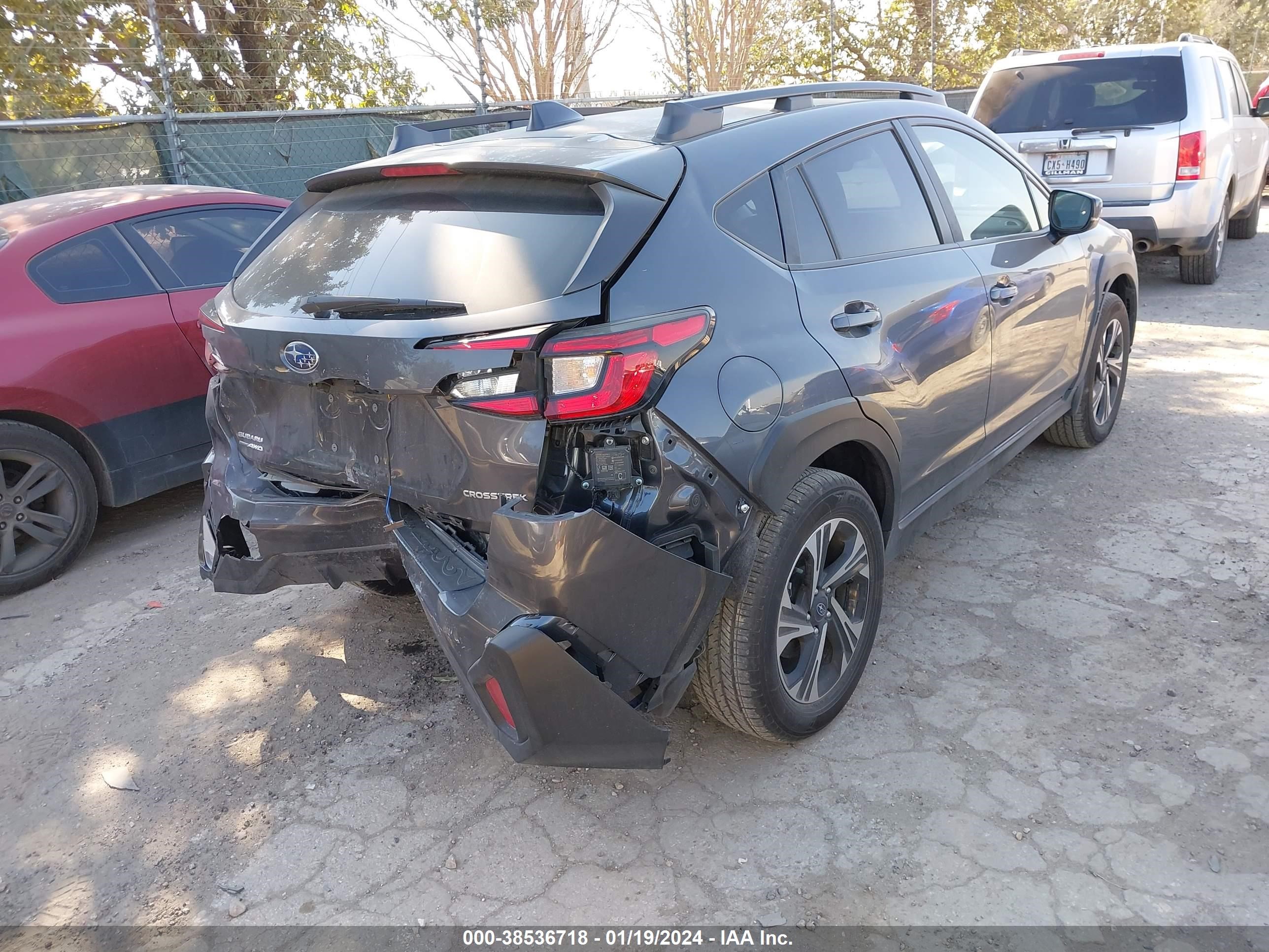 Photo 3 VIN: JF2GUADC4RH230251 - SUBARU CROSSTREK 