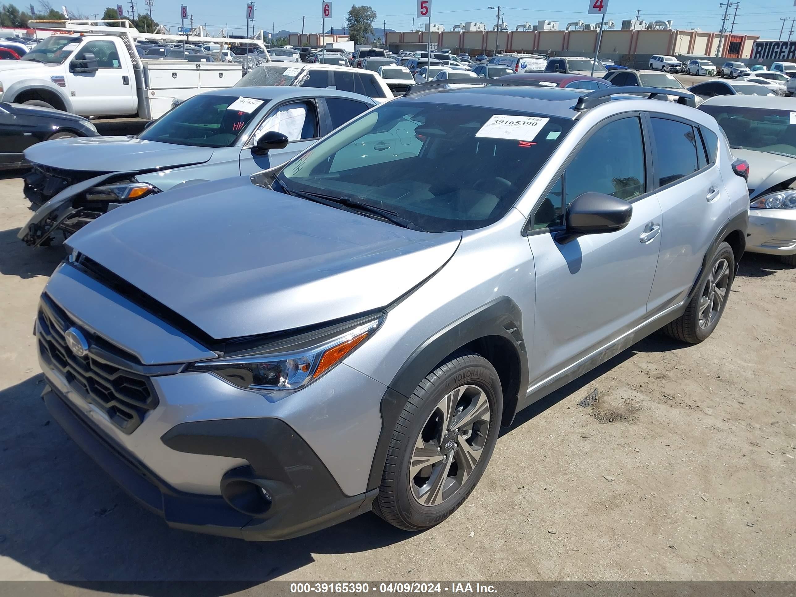 Photo 1 VIN: JF2GUADC5R8236320 - SUBARU CROSSTREK 