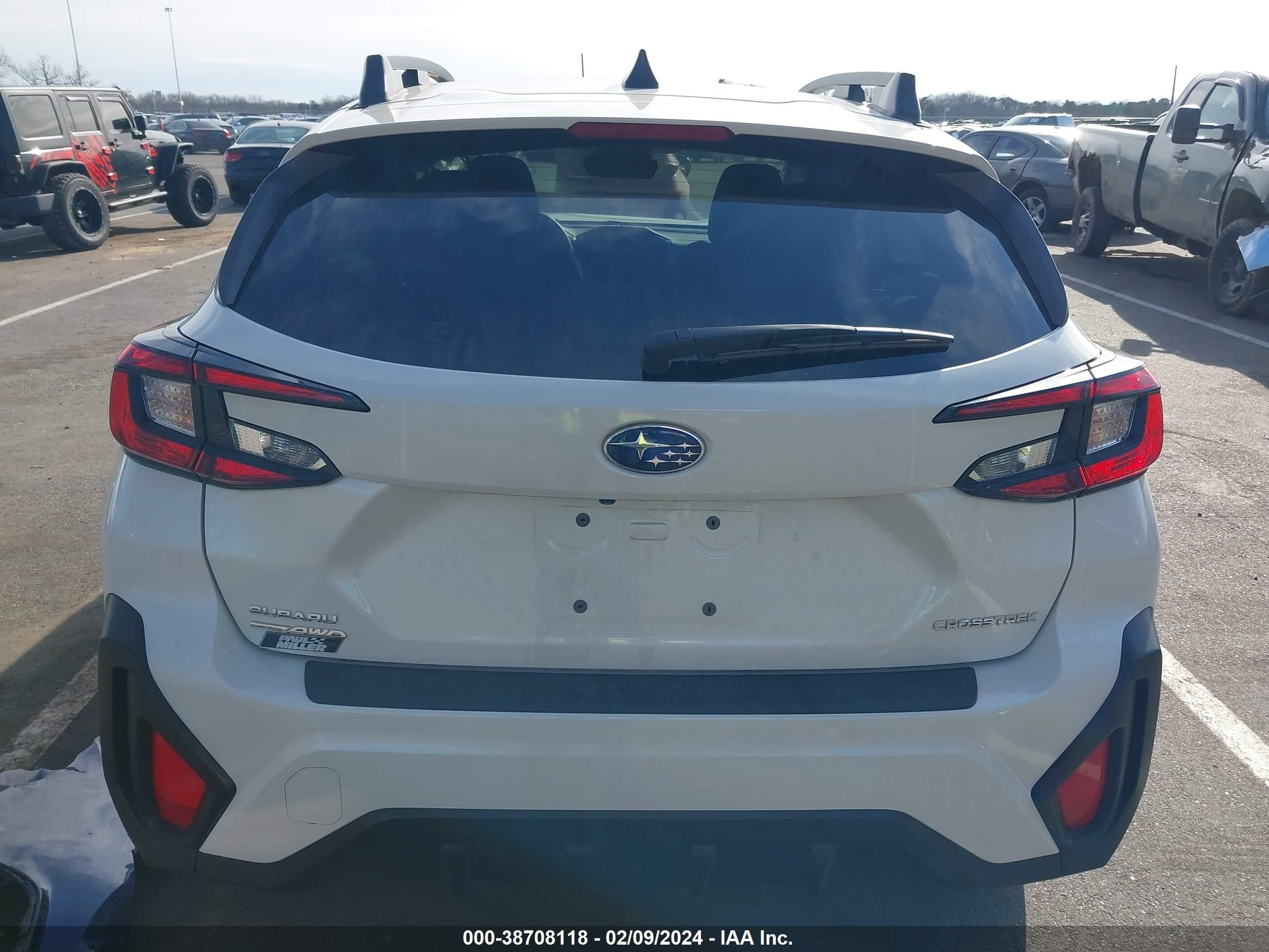 Photo 15 VIN: JF2GUADC7RH216408 - SUBARU CROSSTREK 