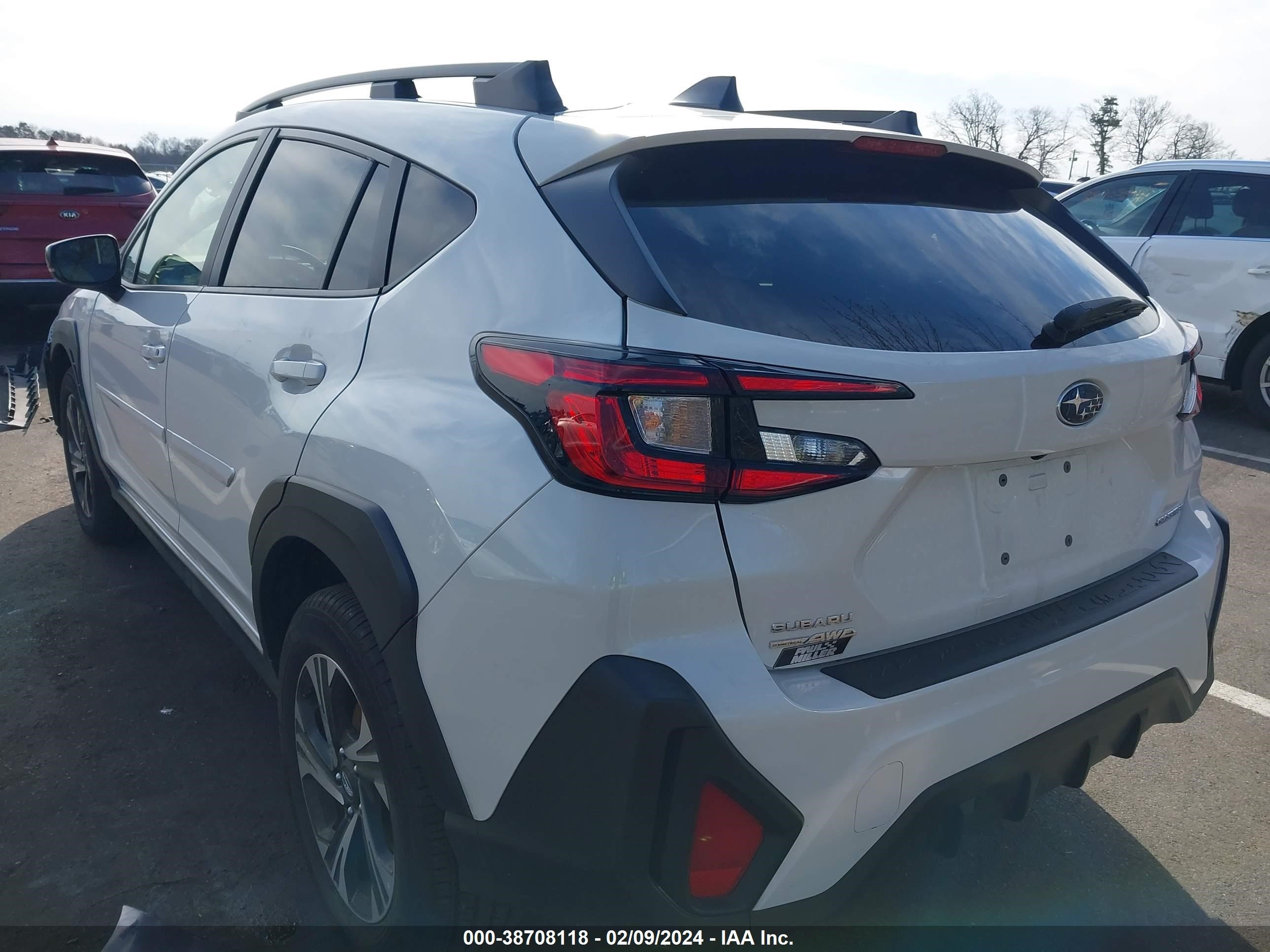 Photo 2 VIN: JF2GUADC7RH216408 - SUBARU CROSSTREK 