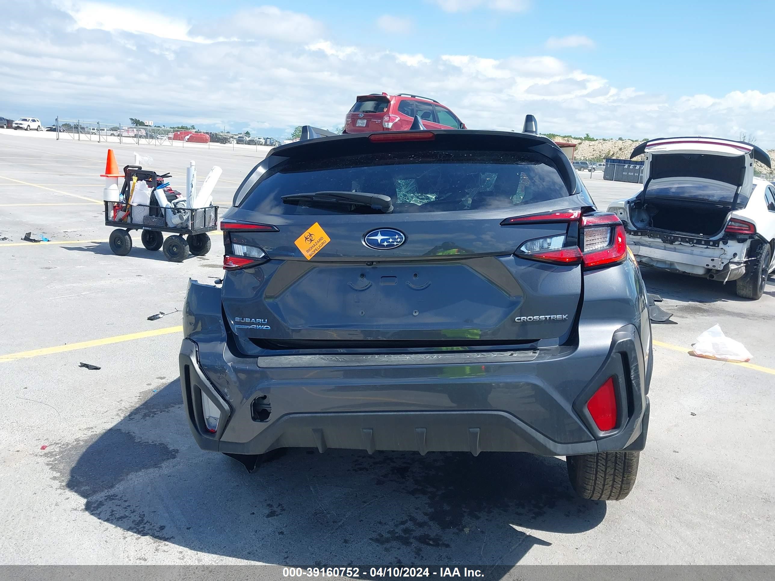 Photo 15 VIN: JF2GUADCXR8311237 - SUBARU CROSSTREK 