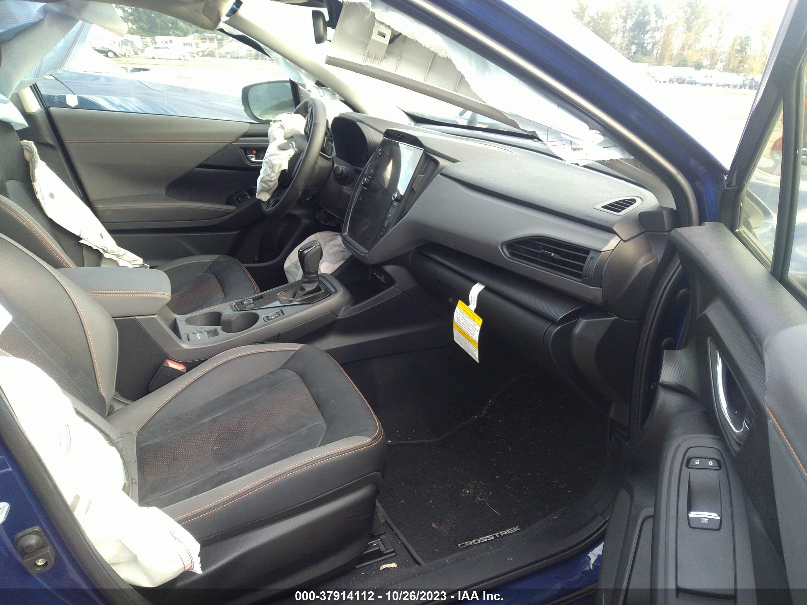 Photo 4 VIN: JF2GUHNC3RH200469 - SUBARU CROSSTREK 