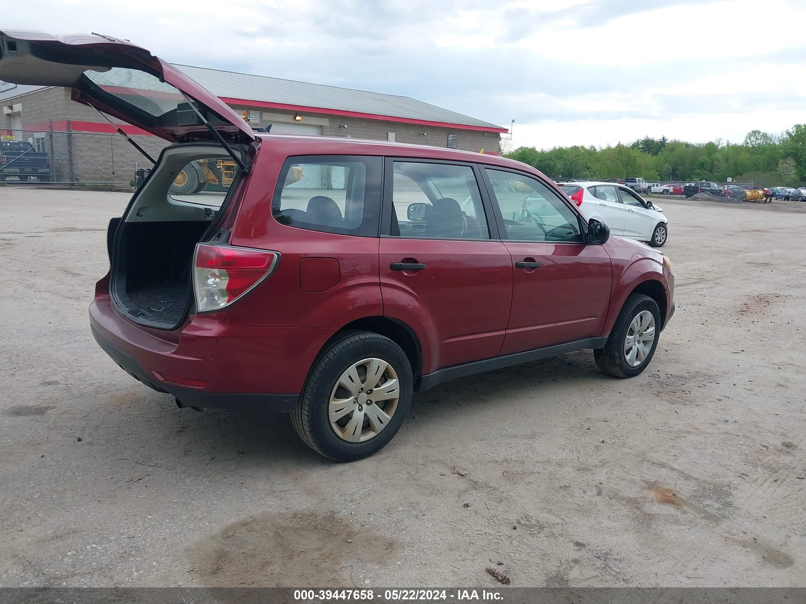 Photo 3 VIN: JF2SH61629G786932 - SUBARU FORESTER 