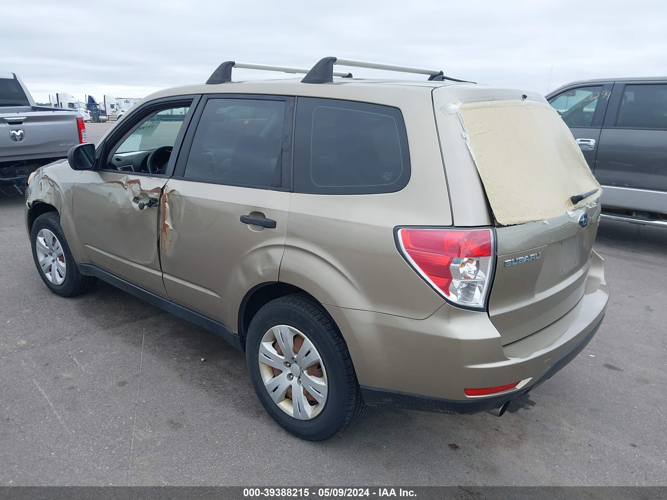 Photo 2 VIN: JF2SH61639H707519 - SUBARU FORESTER 