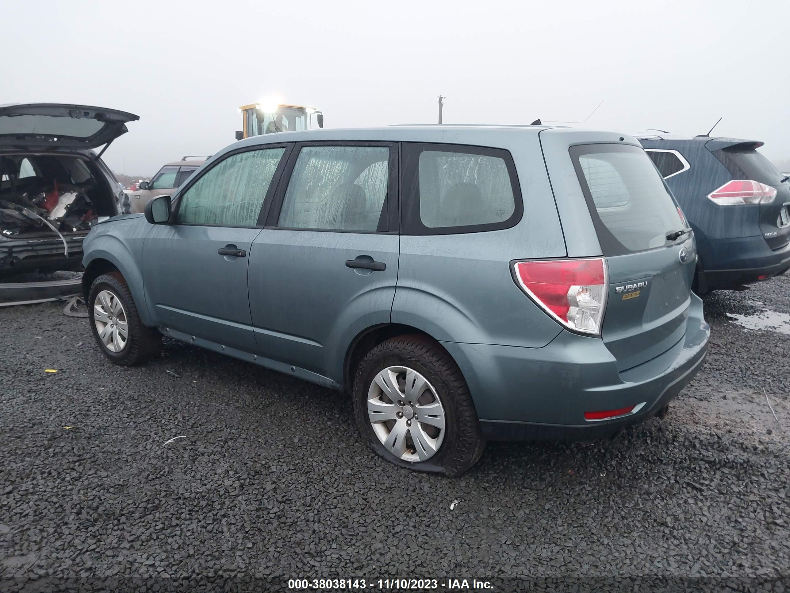 Photo 2 VIN: JF2SH61639H731111 - SUBARU FORESTER 