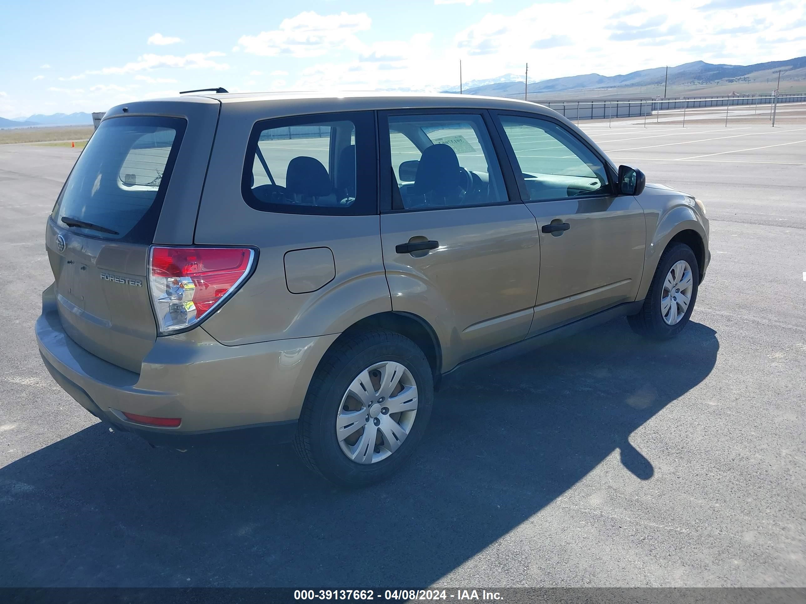 Photo 3 VIN: JF2SH61649H796856 - SUBARU FORESTER 