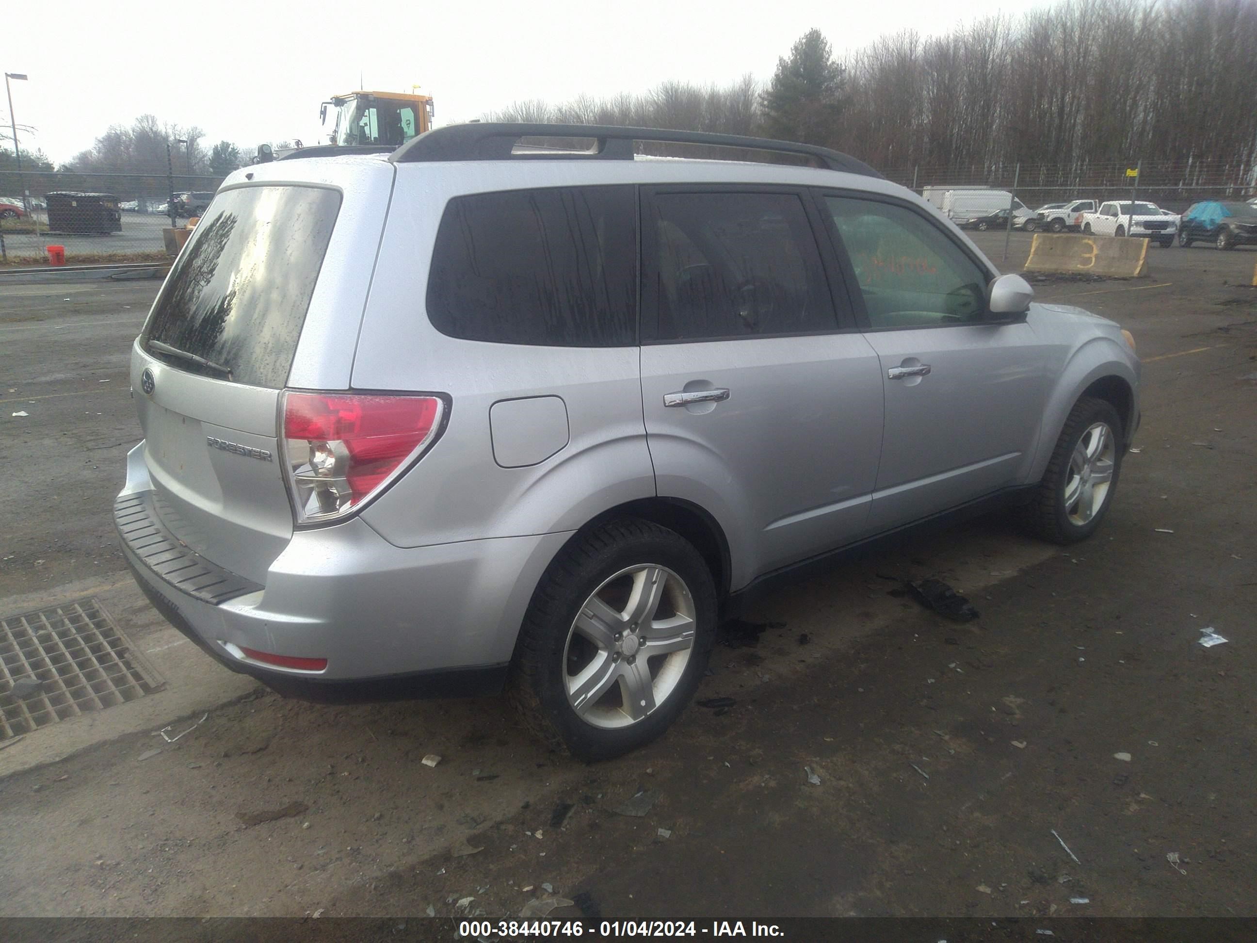 Photo 3 VIN: JF2SH63649H783506 - SUBARU FORESTER 