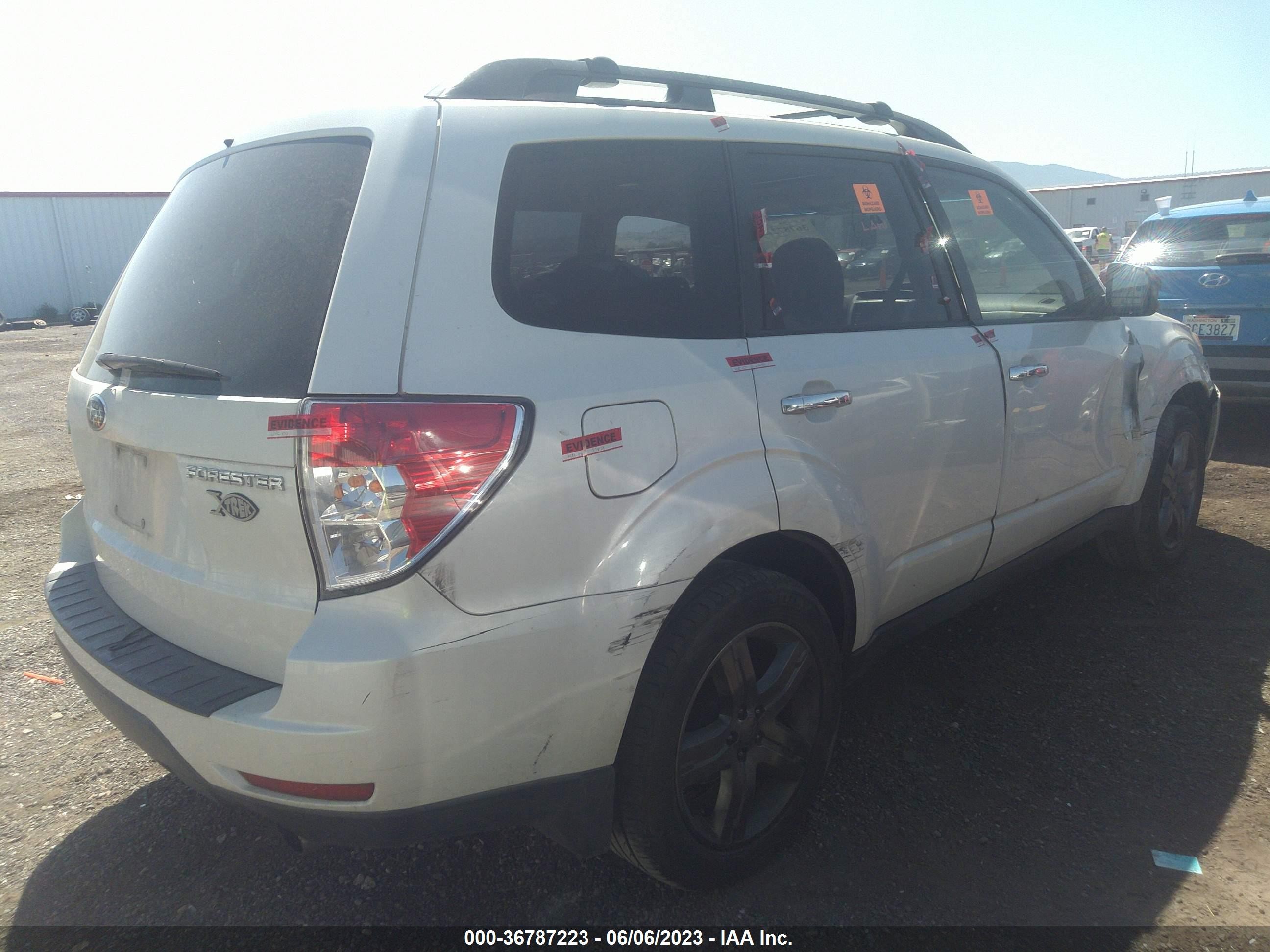 Photo 3 VIN: JF2SH63659H748358 - SUBARU FORESTER 