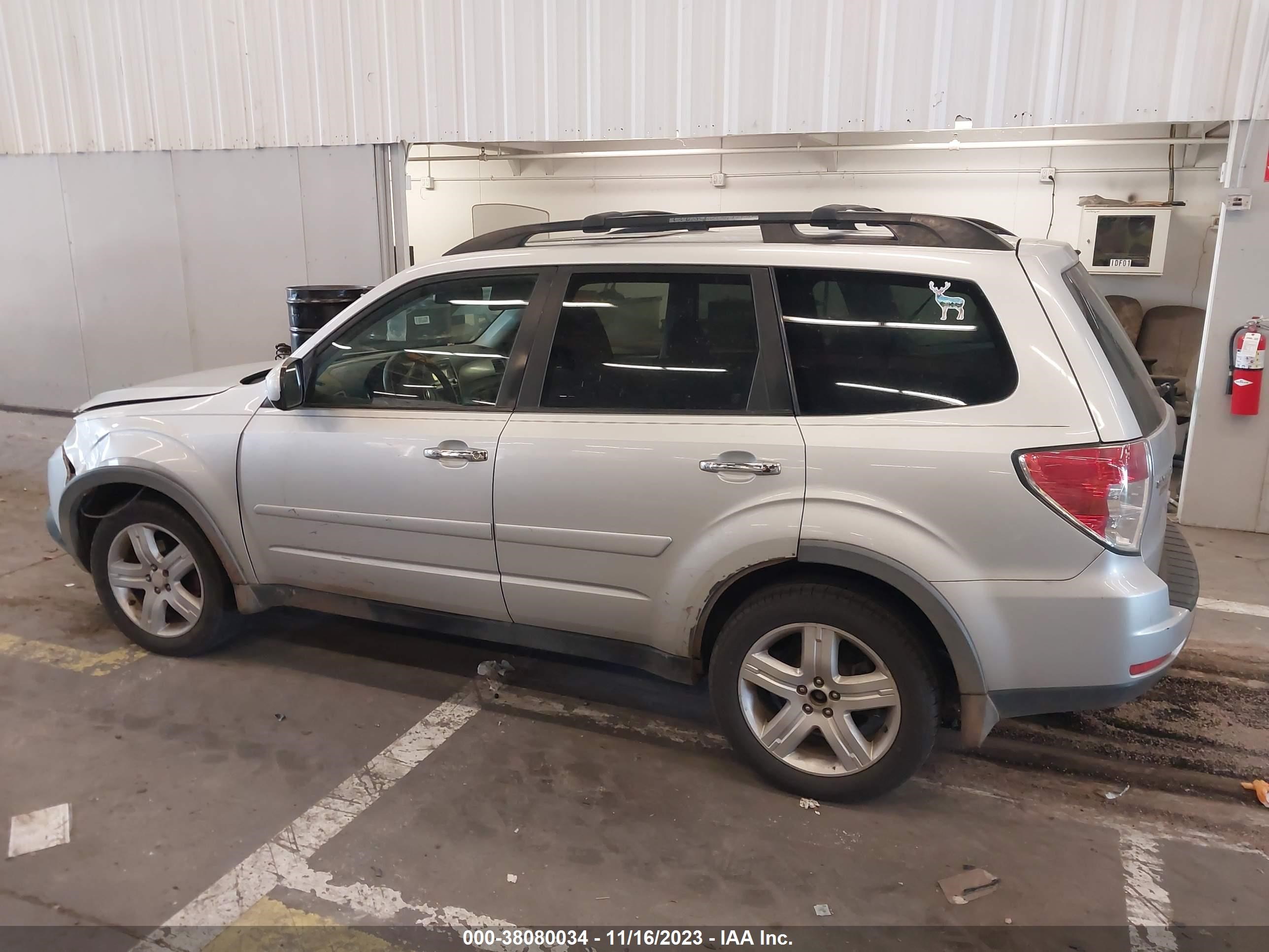 Photo 13 VIN: JF2SH63669H721721 - SUBARU FORESTER 