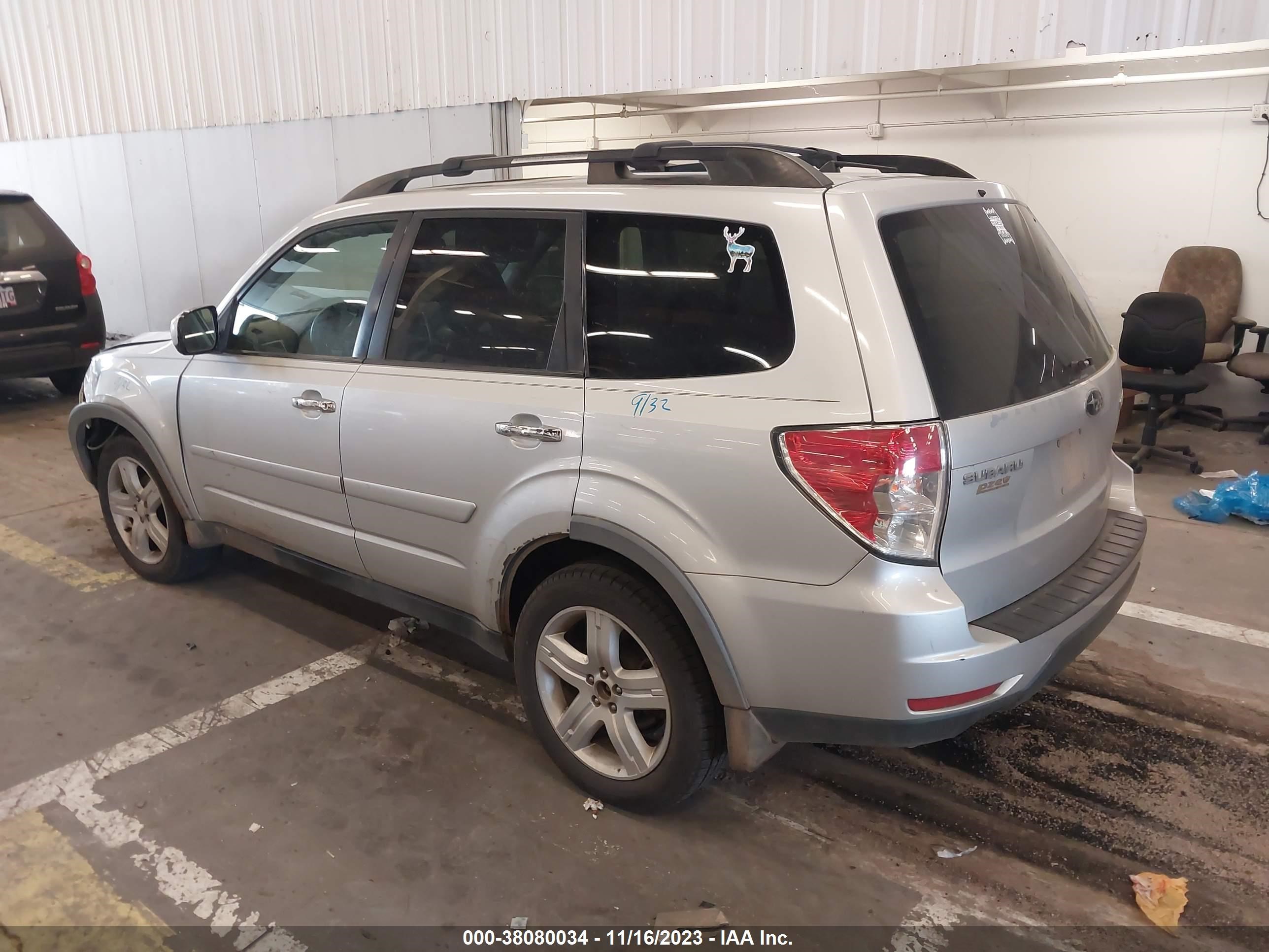 Photo 2 VIN: JF2SH63669H721721 - SUBARU FORESTER 