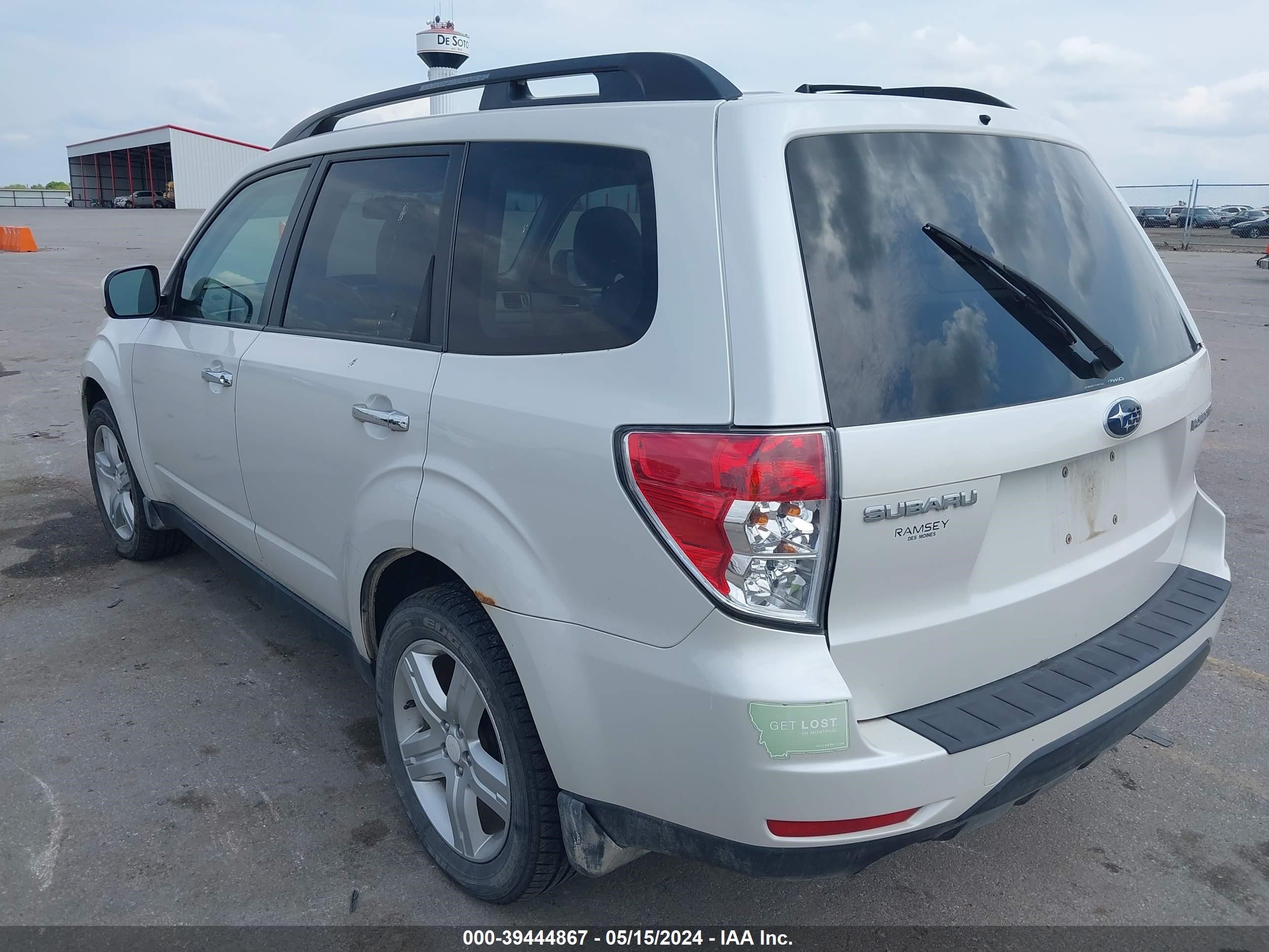 Photo 2 VIN: JF2SH63679H762388 - SUBARU FORESTER 