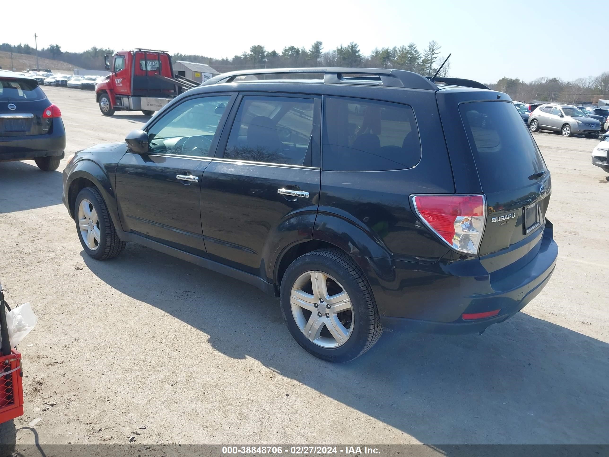 Photo 2 VIN: JF2SH64609H779158 - SUBARU FORESTER 