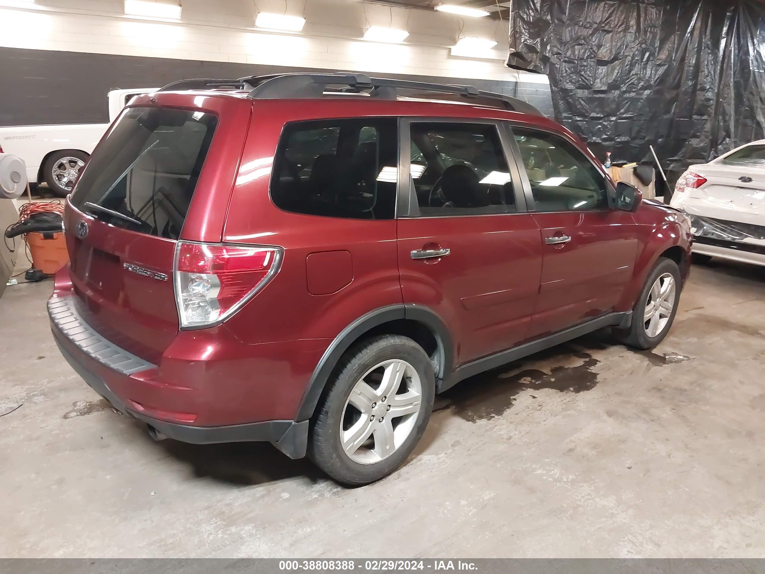 Photo 3 VIN: JF2SH64669H768620 - SUBARU FORESTER 