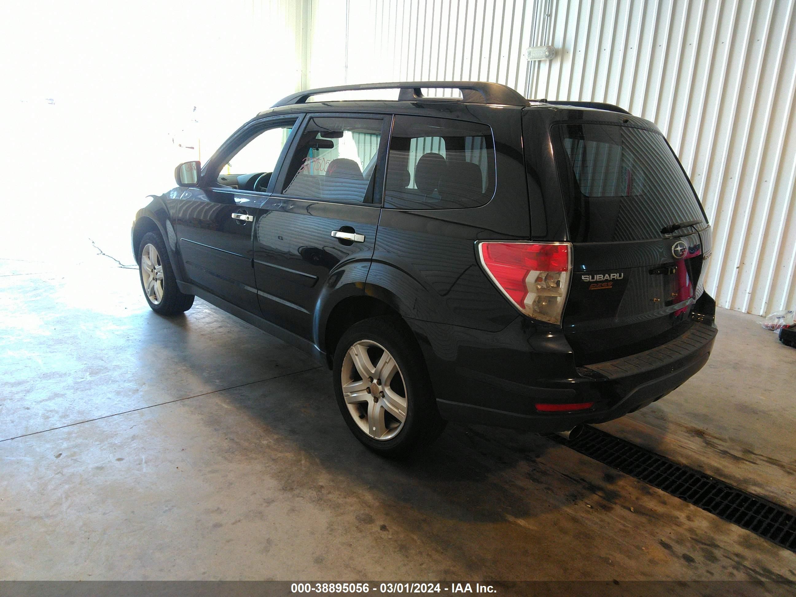 Photo 2 VIN: JF2SH646X9H762383 - SUBARU FORESTER 