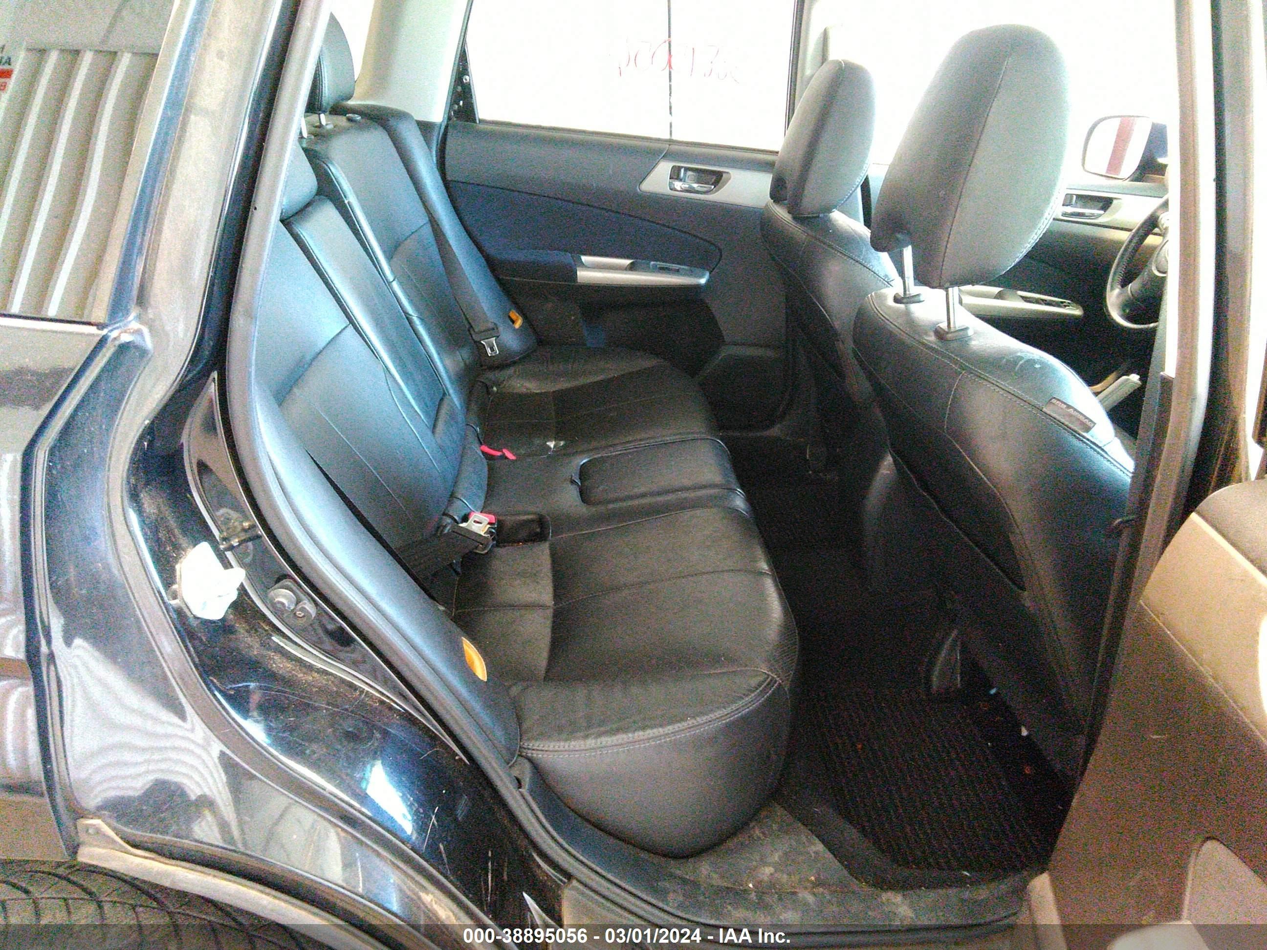 Photo 7 VIN: JF2SH646X9H762383 - SUBARU FORESTER 