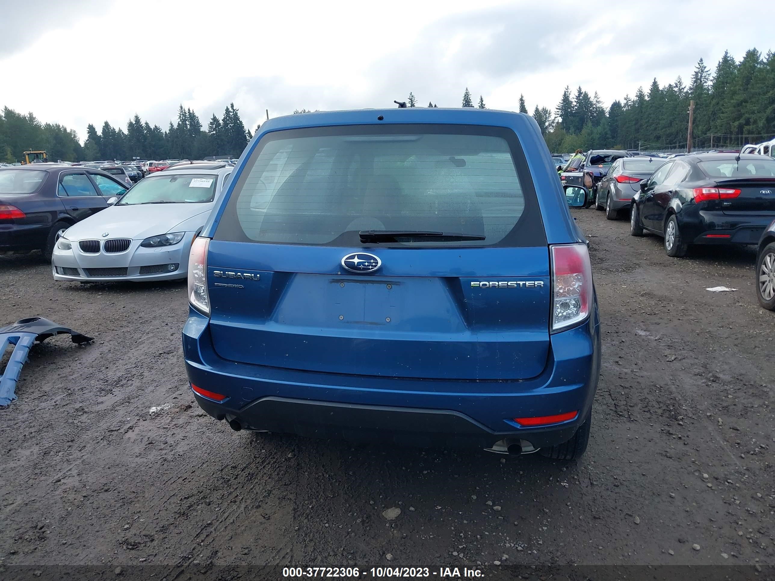 Photo 16 VIN: JF2SH6AC5AH740029 - SUBARU FORESTER 