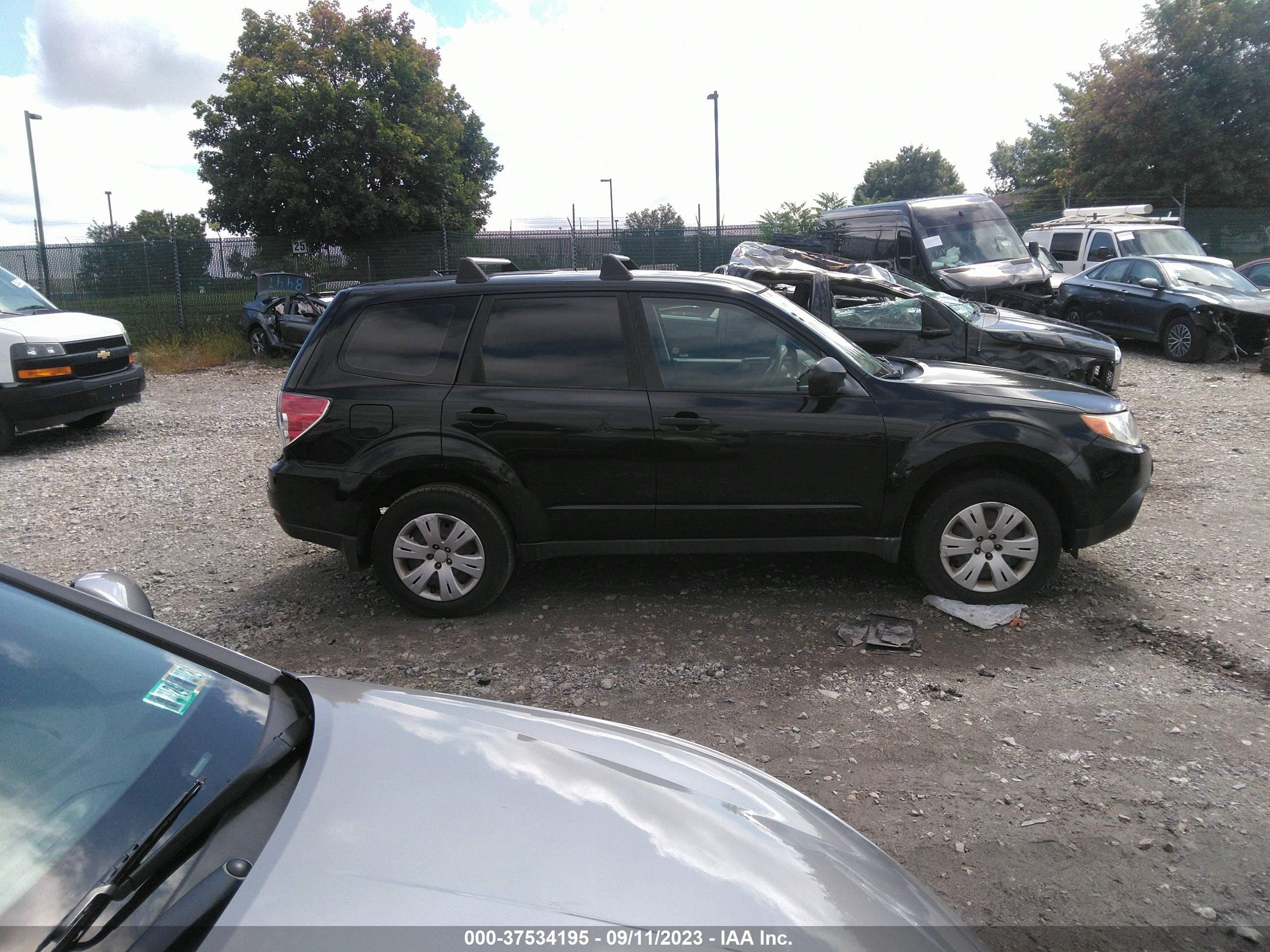 Photo 12 VIN: JF2SH6AC6AH723403 - SUBARU FORESTER 