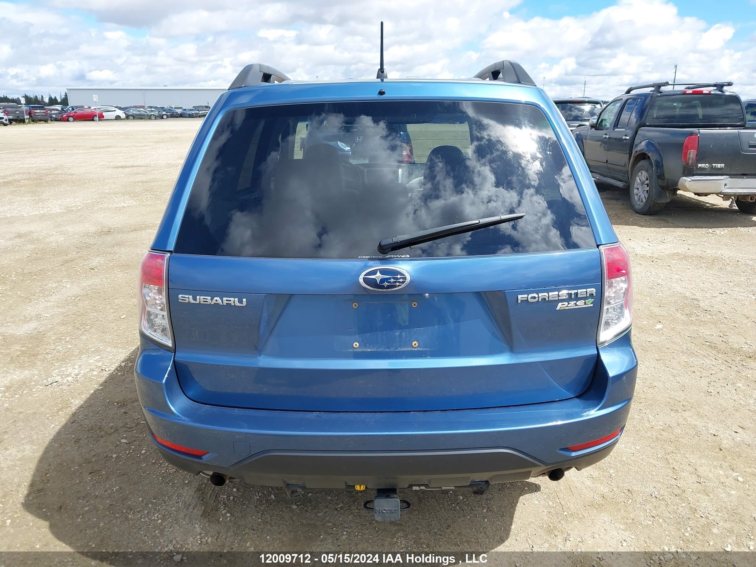 Photo 16 VIN: JF2SH6BC3AH702250 - SUBARU FORESTER 