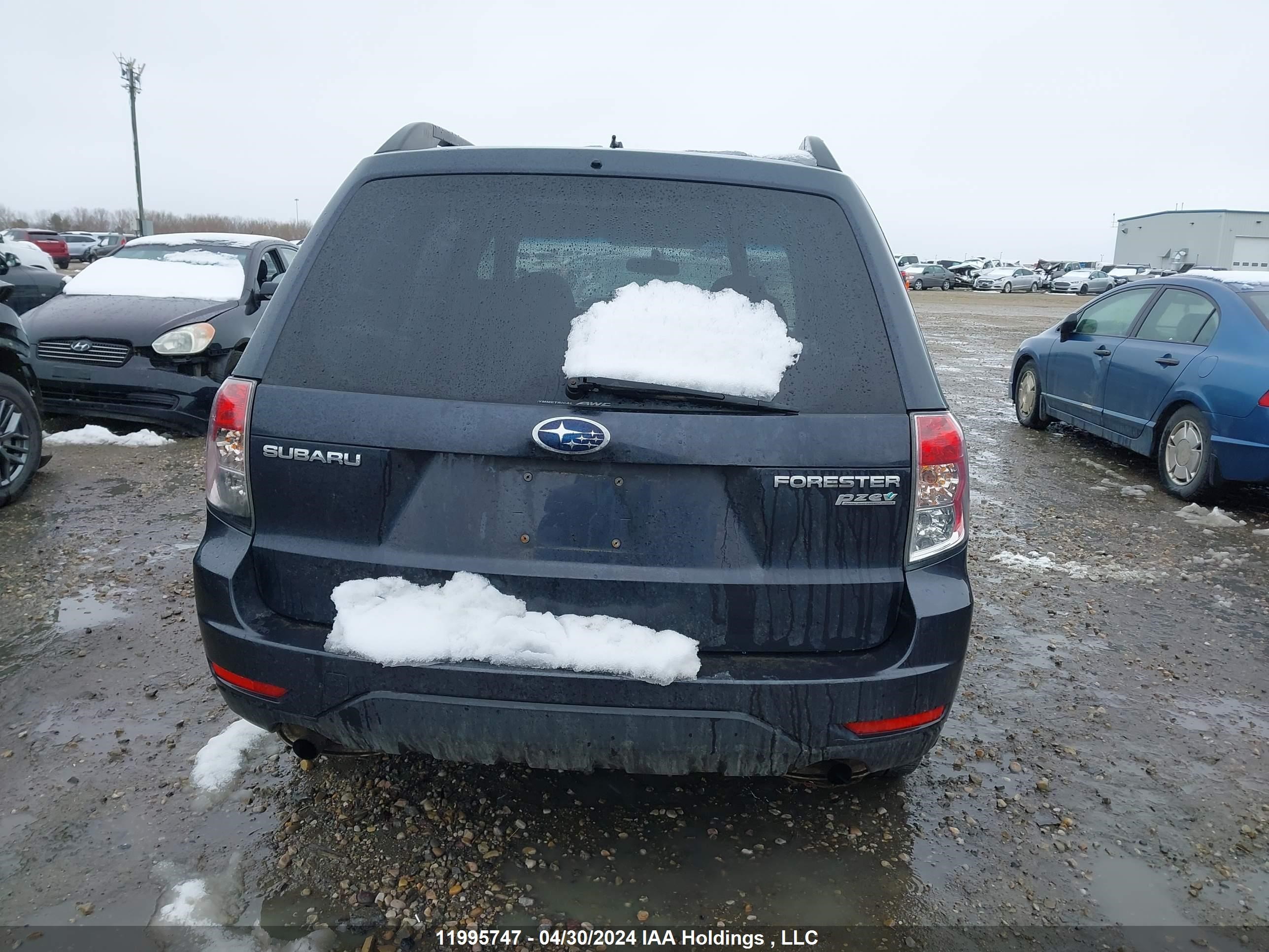 Photo 15 VIN: JF2SH6BC3AH758415 - SUBARU FORESTER 