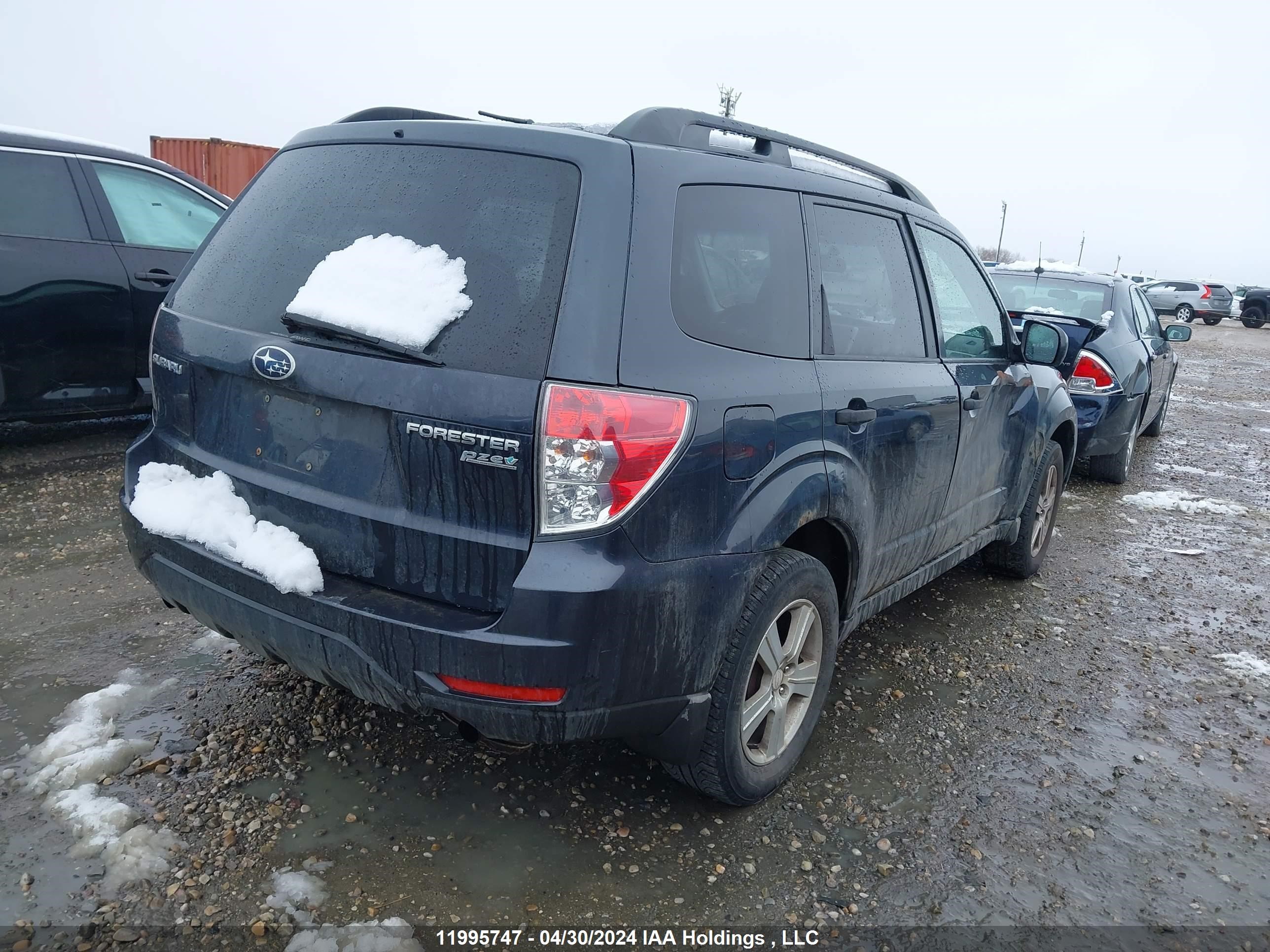 Photo 3 VIN: JF2SH6BC3AH758415 - SUBARU FORESTER 