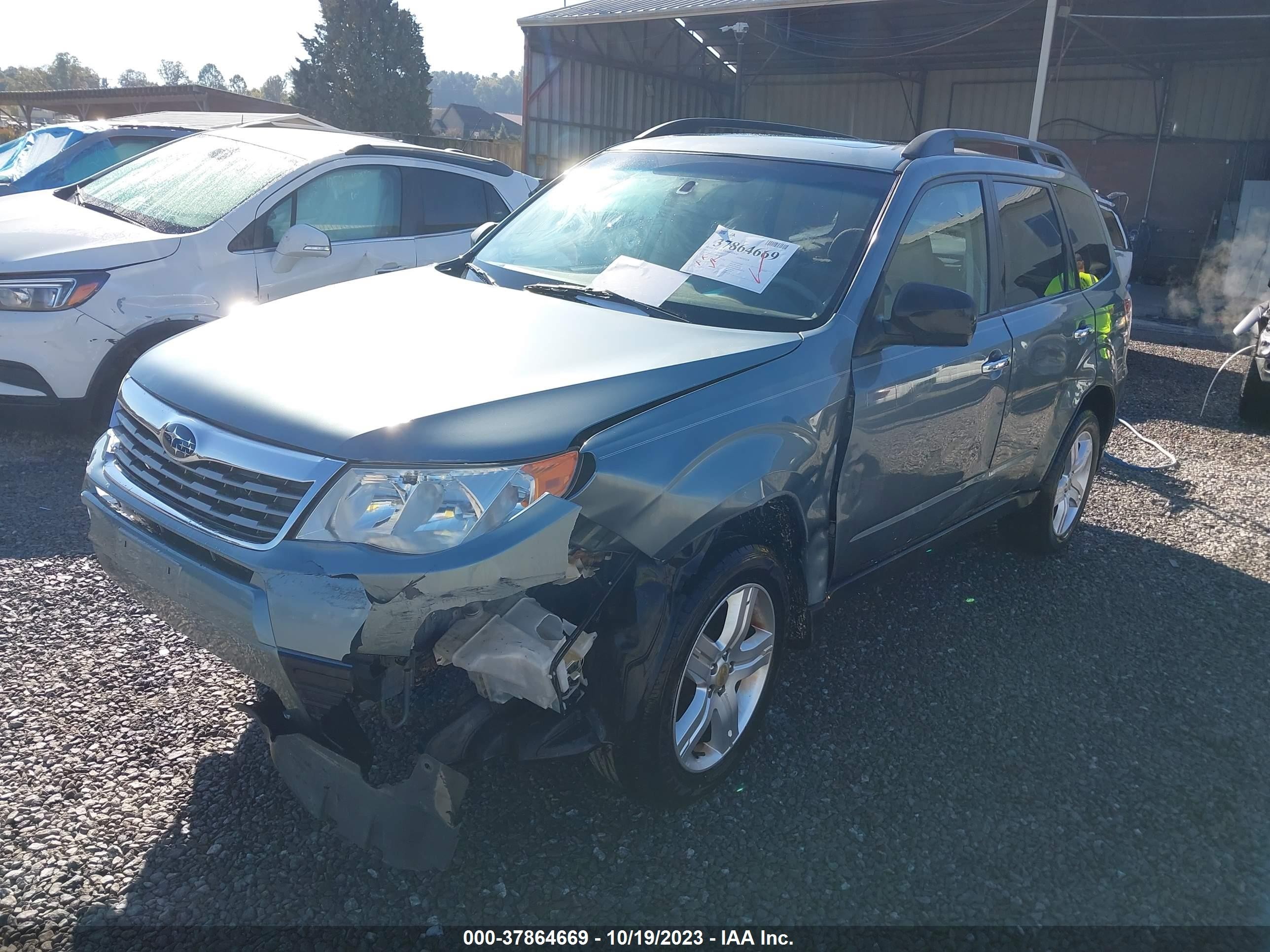 Photo 5 VIN: JF2SH6CC2AH806470 - SUBARU FORESTER 