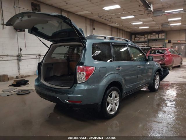 Photo 3 VIN: JF2SH6CC3AH747493 - SUBARU FORESTER 