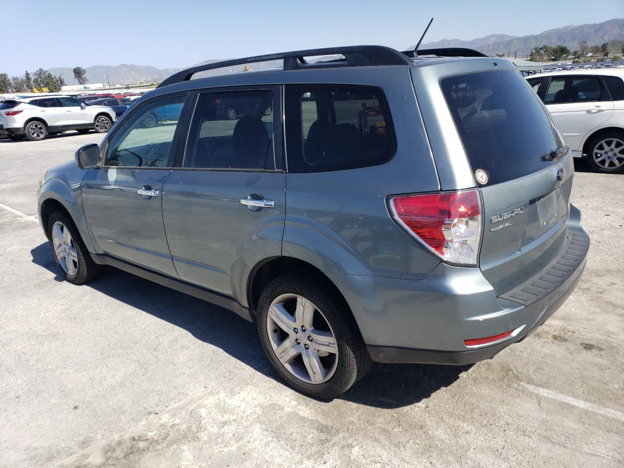 Photo 1 VIN: JF2SH6CC6AH769407 - SUBARU FORESTER 