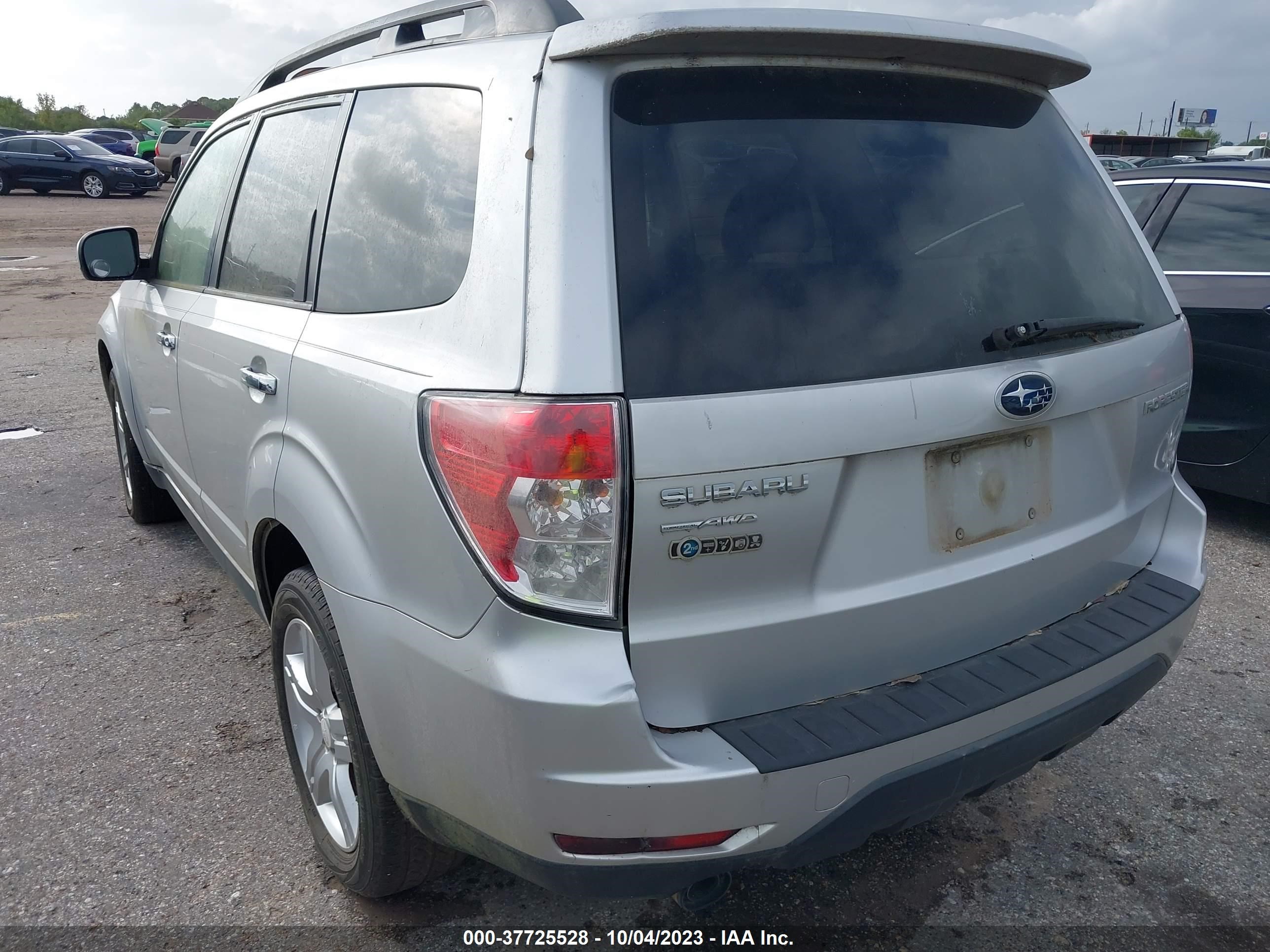 Photo 2 VIN: JF2SH6DC1AH787540 - SUBARU FORESTER 