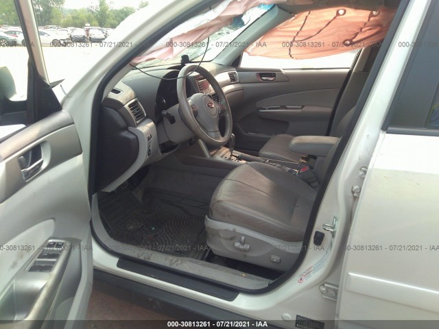 Photo 4 VIN: JF2SH6DC7AH767261 - SUBARU FORESTER 