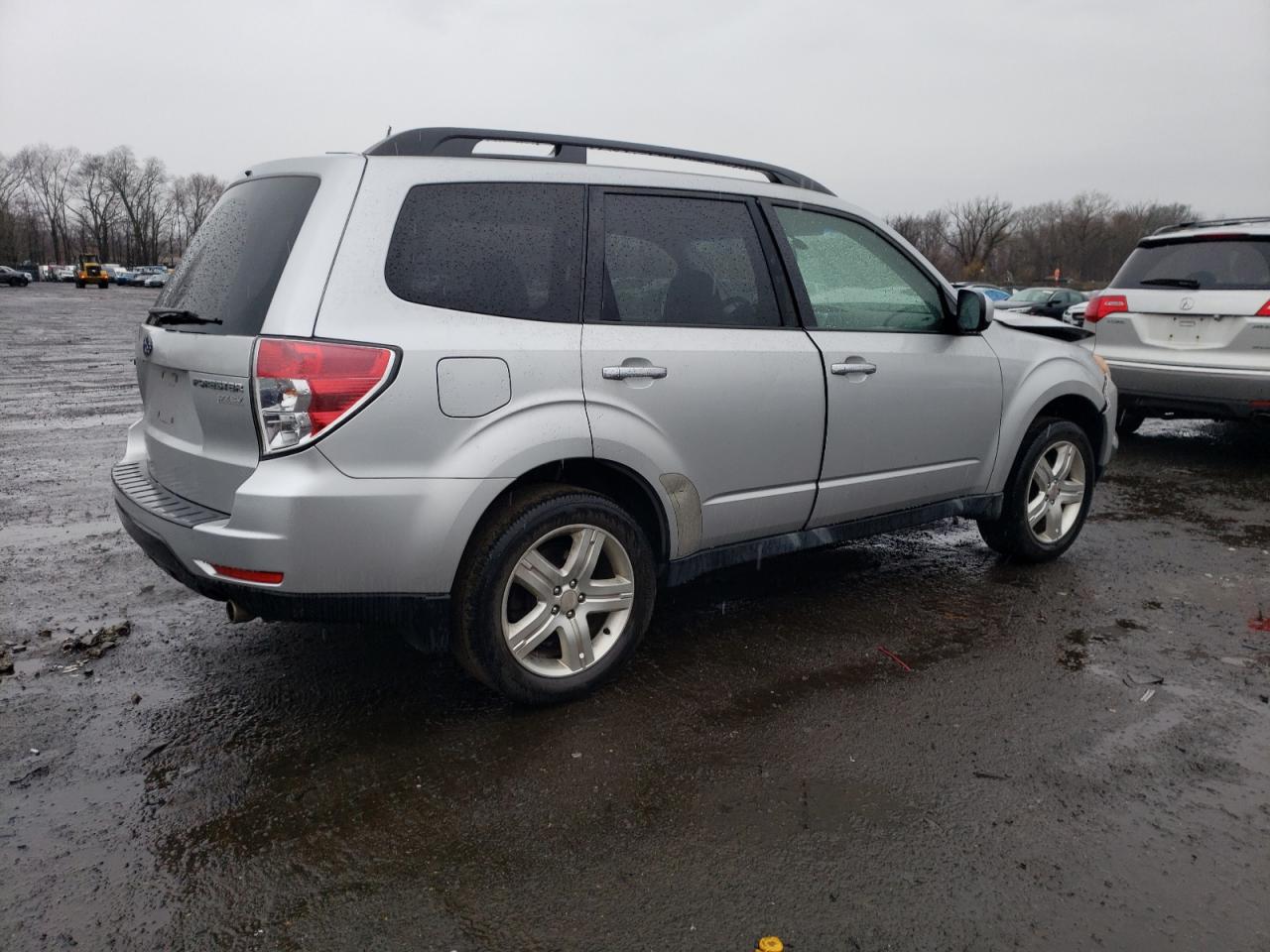 Photo 2 VIN: JF2SH6DC7AH788966 - SUBARU FORESTER 