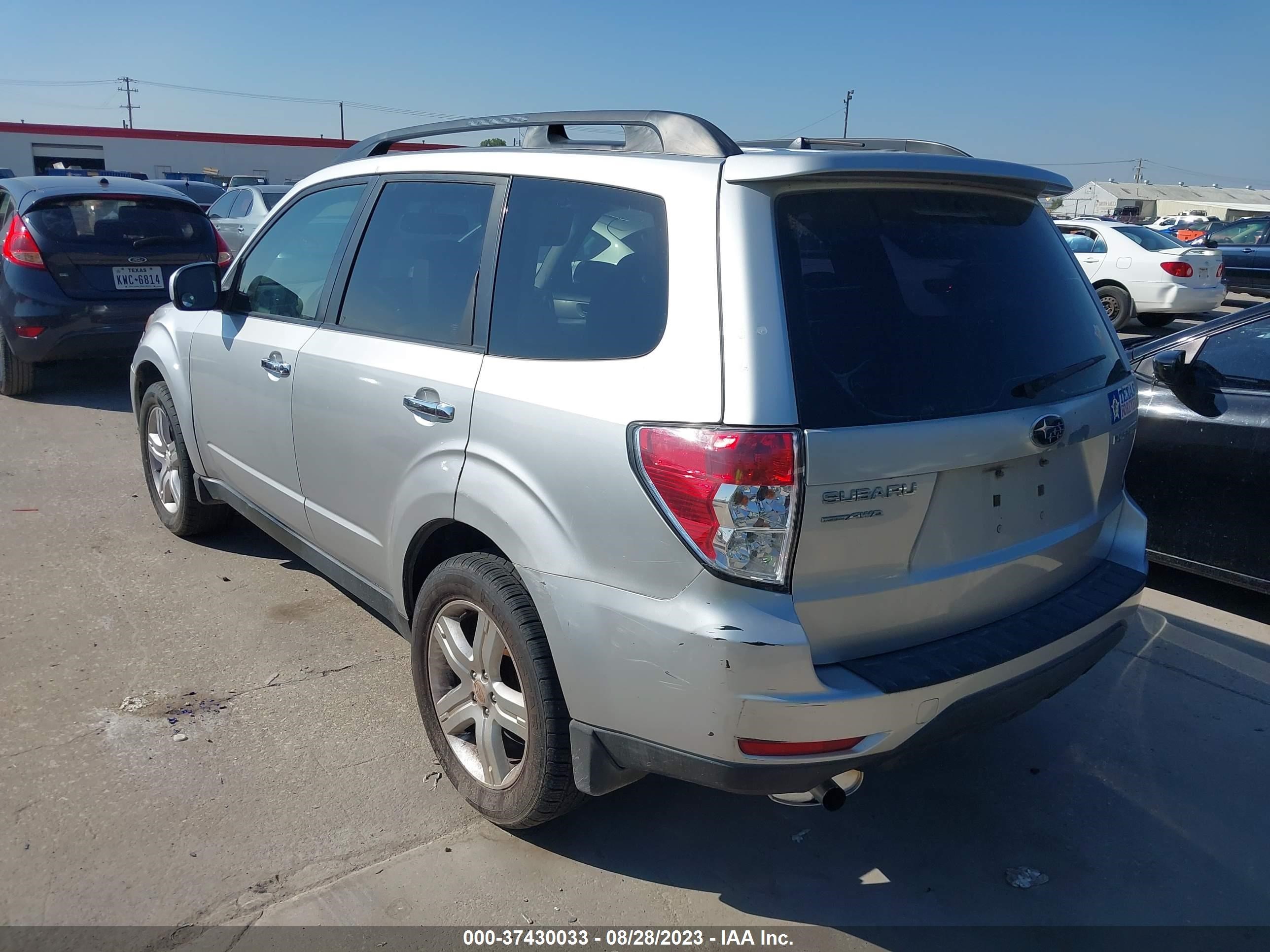 Photo 3 VIN: JF2SH6DC8AH733152 - SUBARU FORESTER 