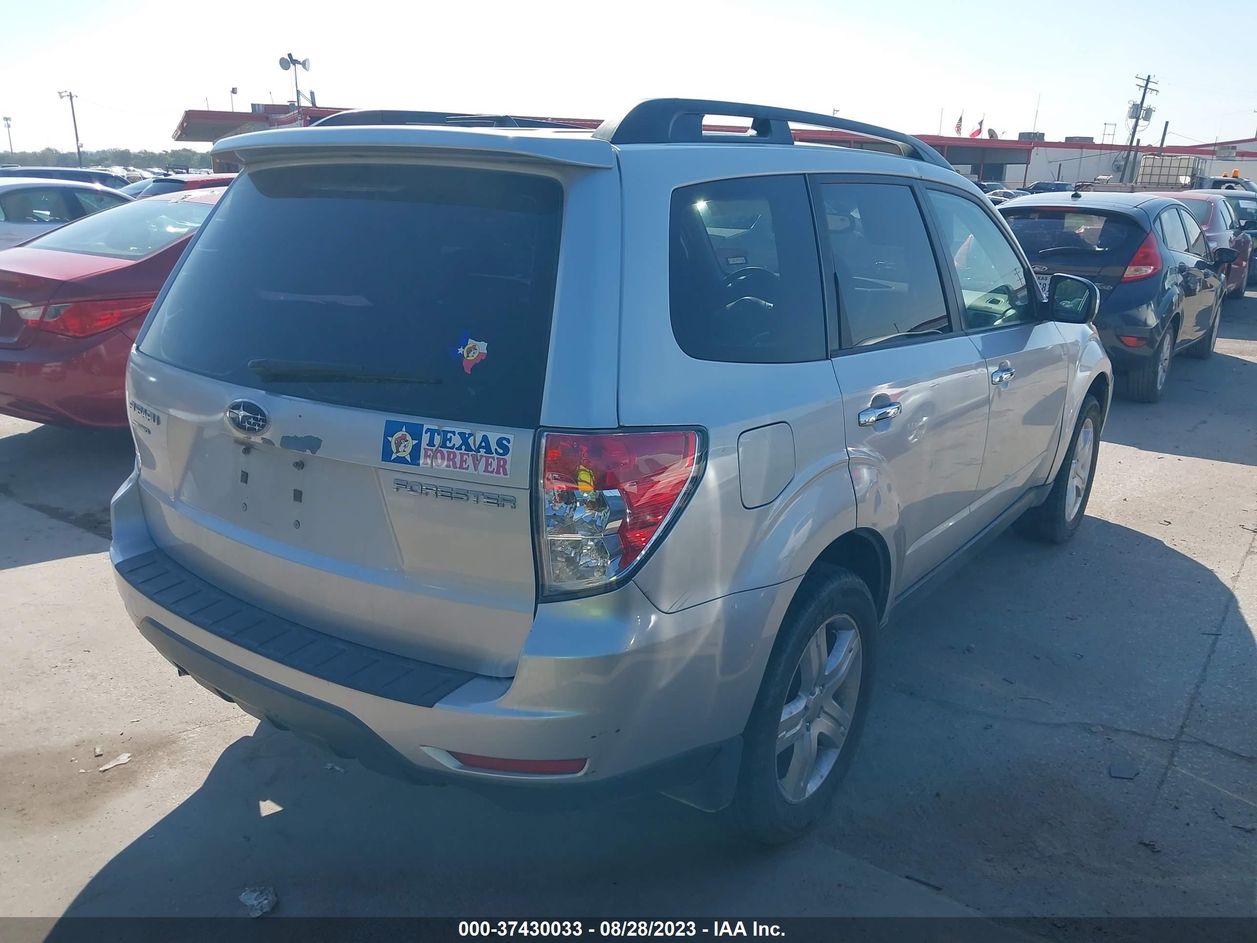 Photo 4 VIN: JF2SH6DC8AH733152 - SUBARU FORESTER 