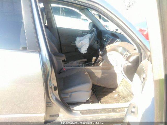 Photo 4 VIN: JF2SH6DC8AH900612 - SUBARU FORESTER 