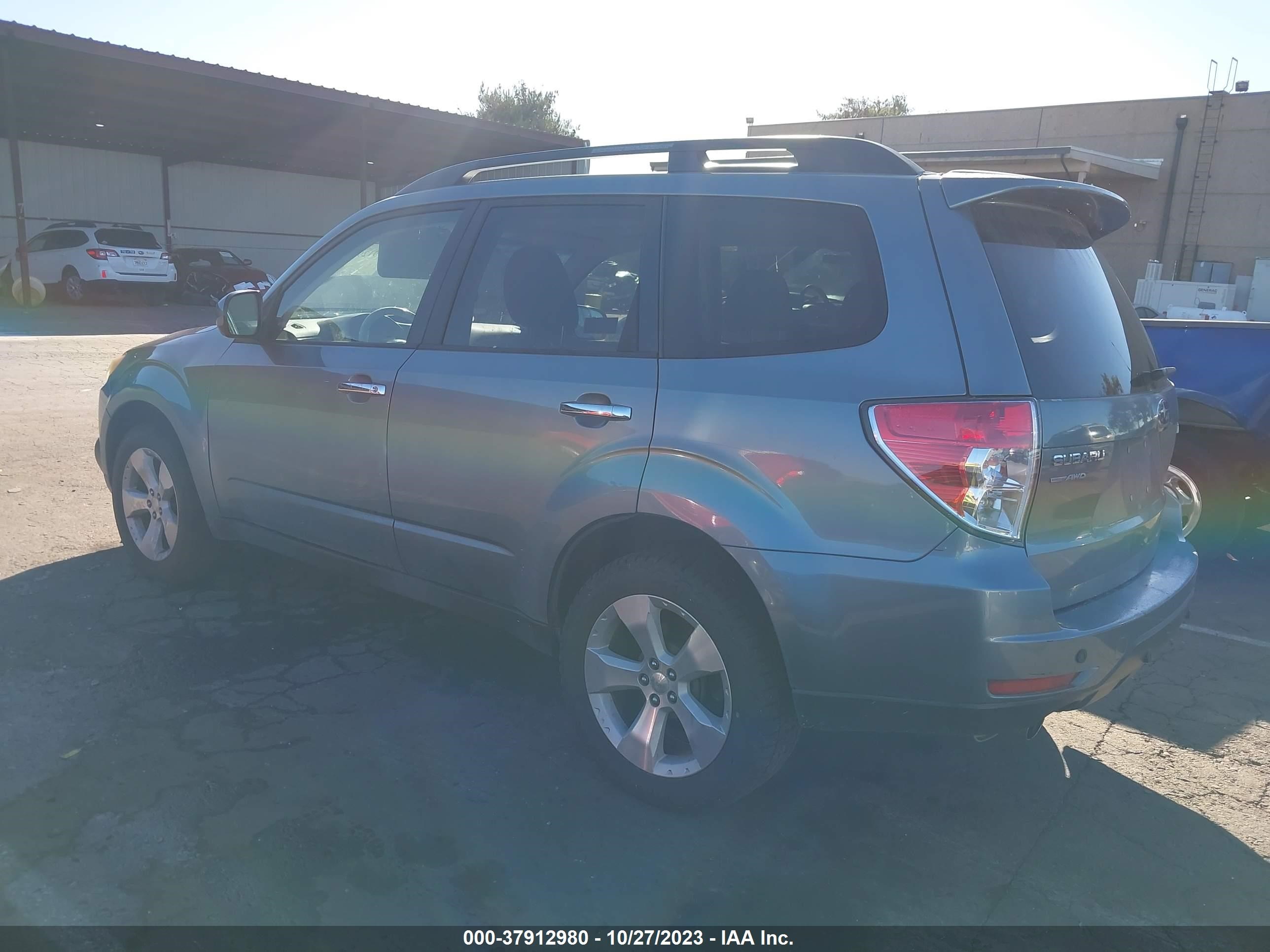 Photo 2 VIN: JF2SH6FC2AH786894 - SUBARU FORESTER 