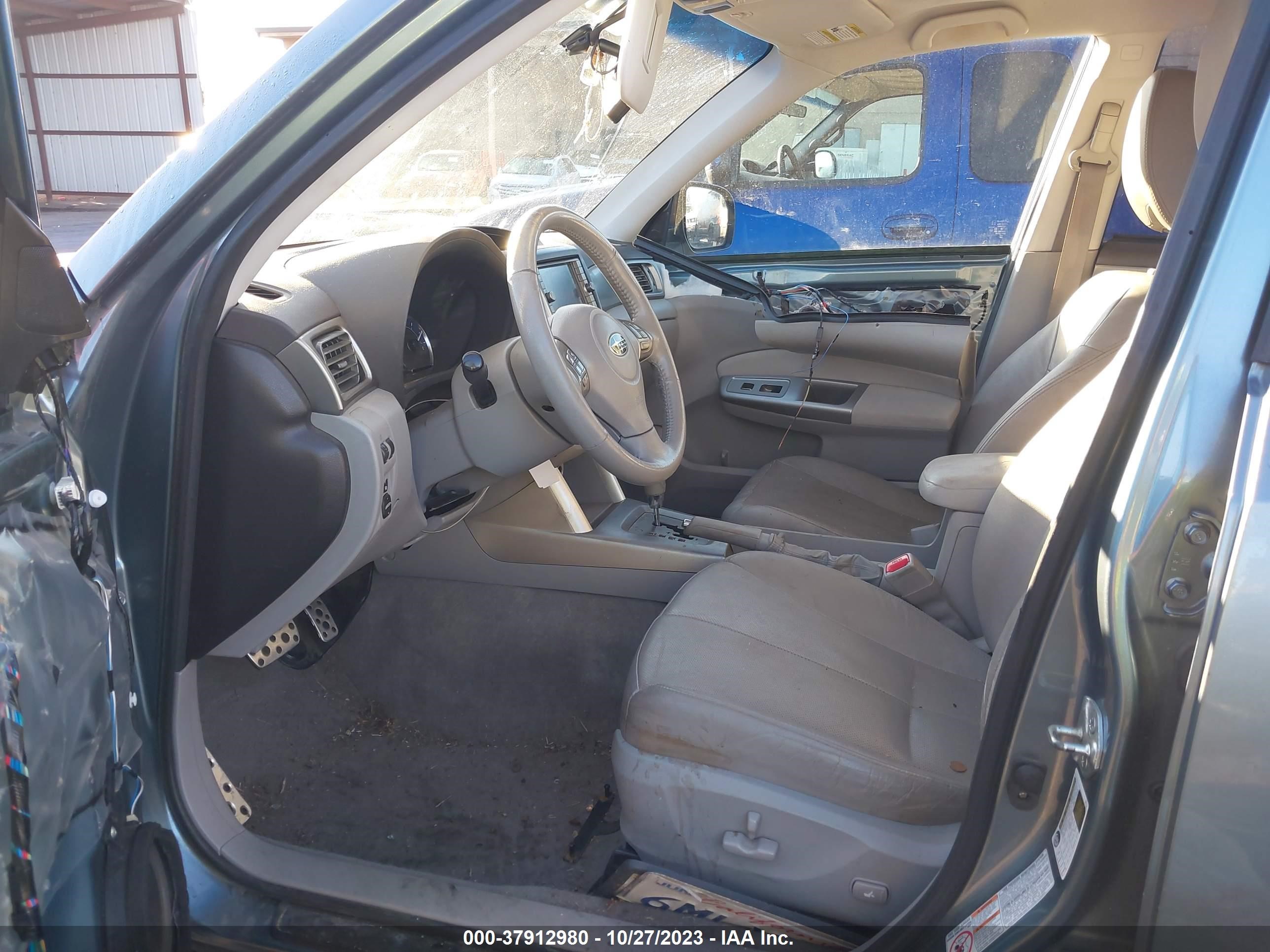 Photo 4 VIN: JF2SH6FC2AH786894 - SUBARU FORESTER 