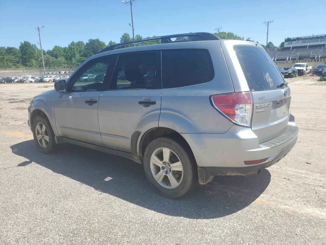 Photo 1 VIN: JF2SHABC0BH738479 - SUBARU FORESTER 