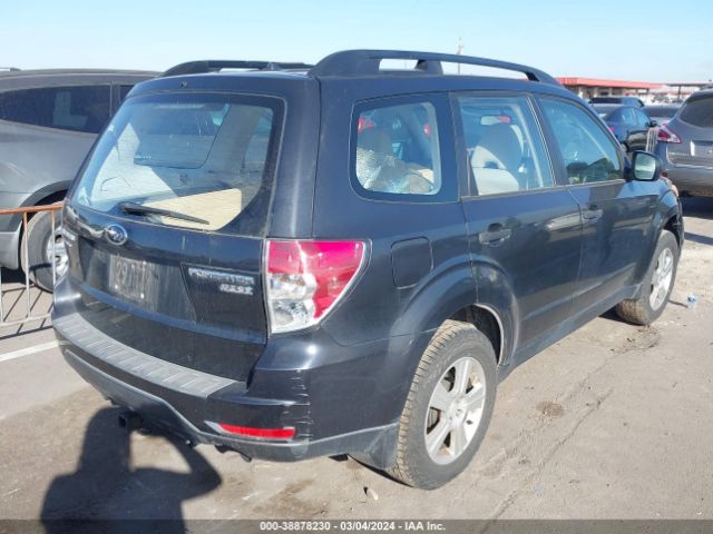 Photo 3 VIN: JF2SHABC1CH468096 - SUBARU FORESTER 