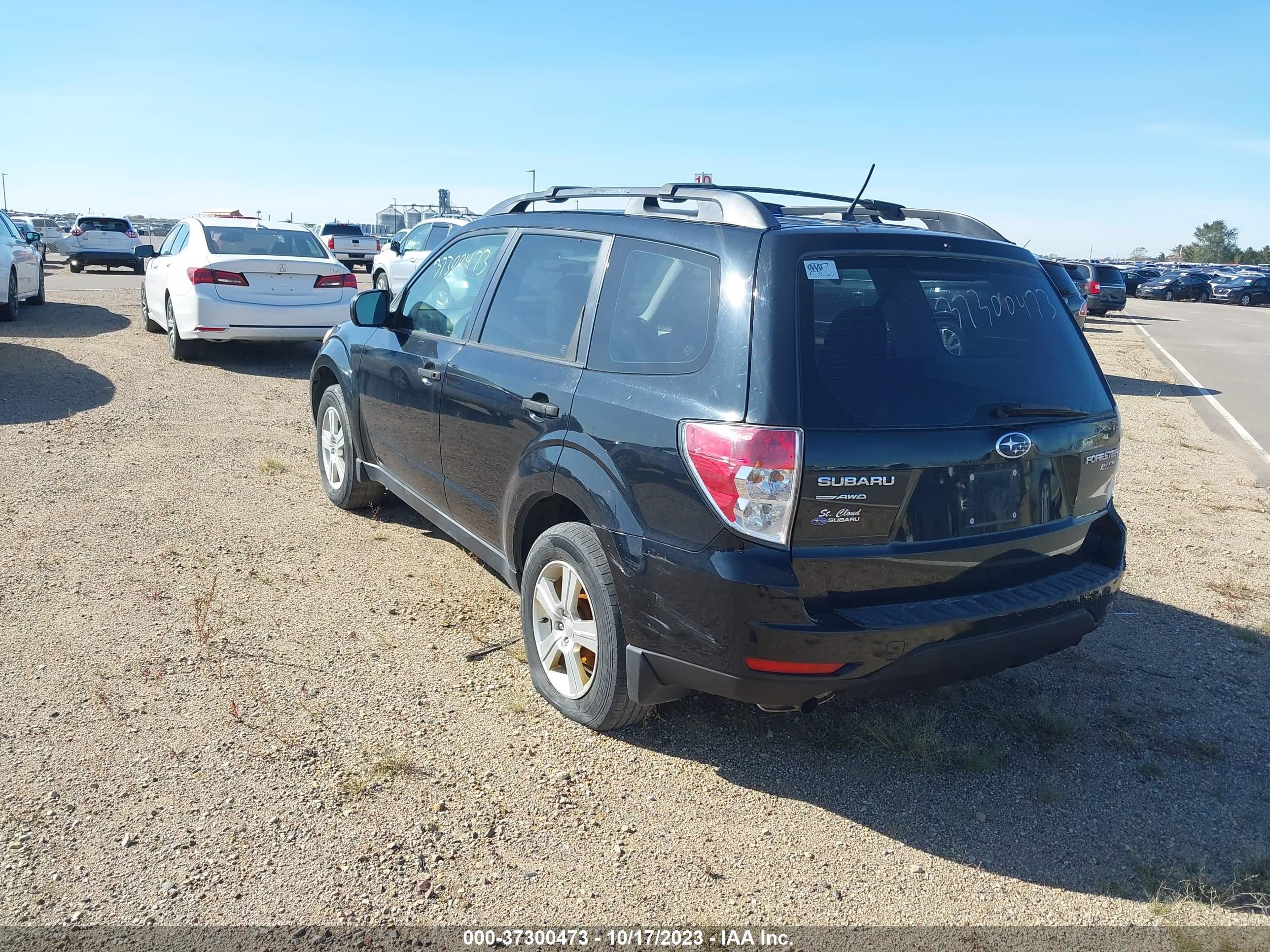 Photo 2 VIN: JF2SHABC1DH407851 - SUBARU FORESTER 