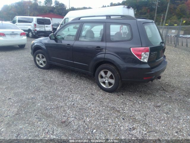 Photo 2 VIN: JF2SHABC2CH420977 - SUBARU FORESTER 